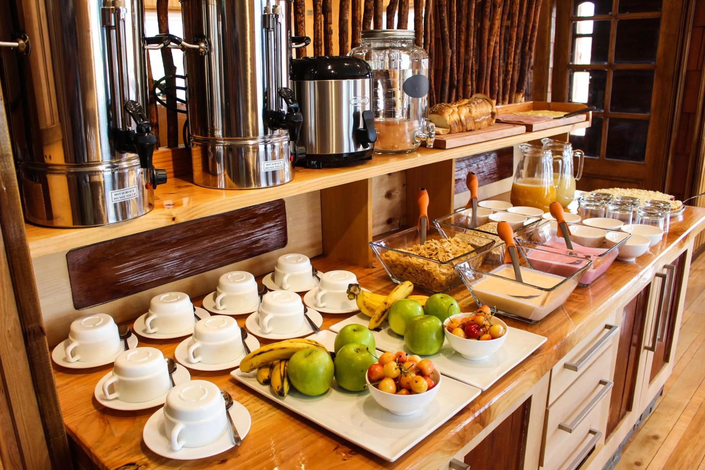 Breakfast in Hotel Aliwen