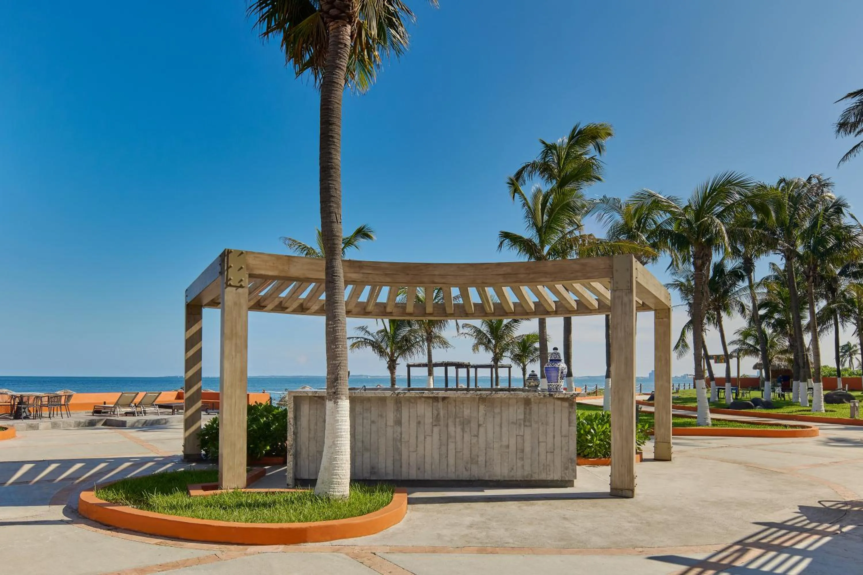 Restaurant/places to eat in Grand Fiesta Americana Veracruz