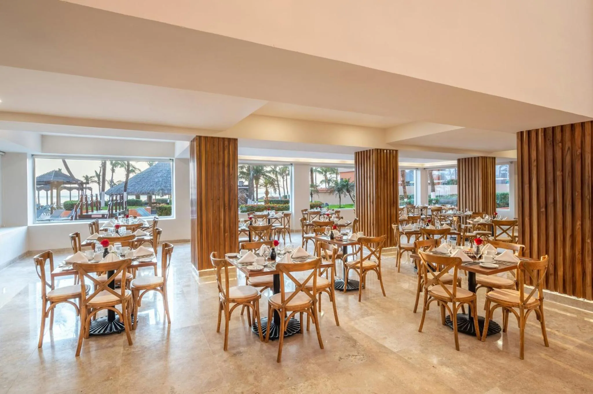 Restaurant/places to eat in Grand Fiesta Americana Veracruz