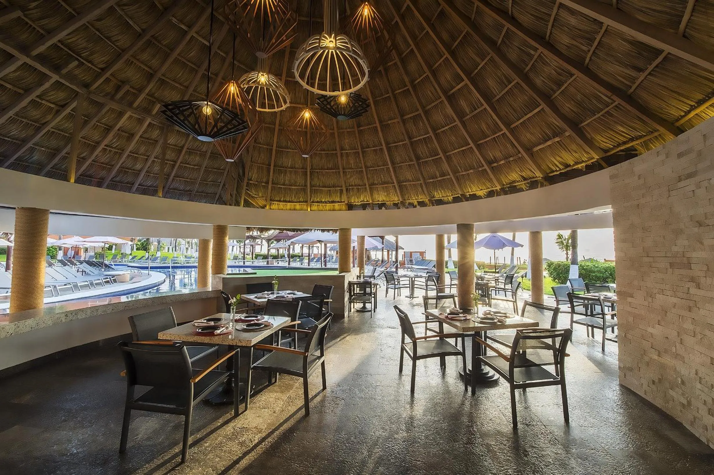 Restaurant/places to eat in Grand Fiesta Americana Veracruz