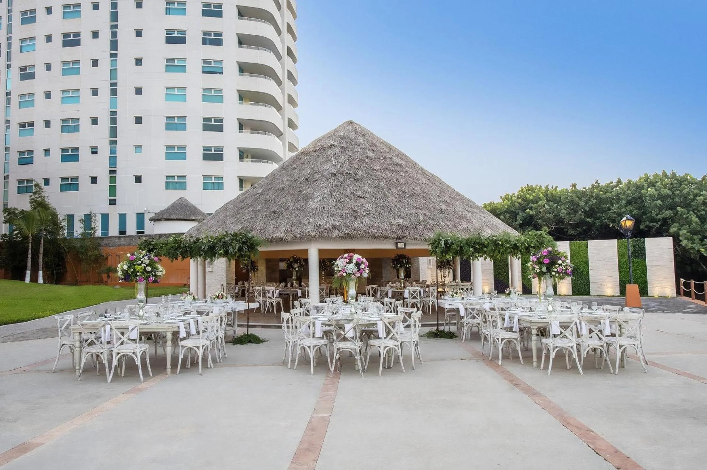 Restaurant/places to eat in Grand Fiesta Americana Veracruz