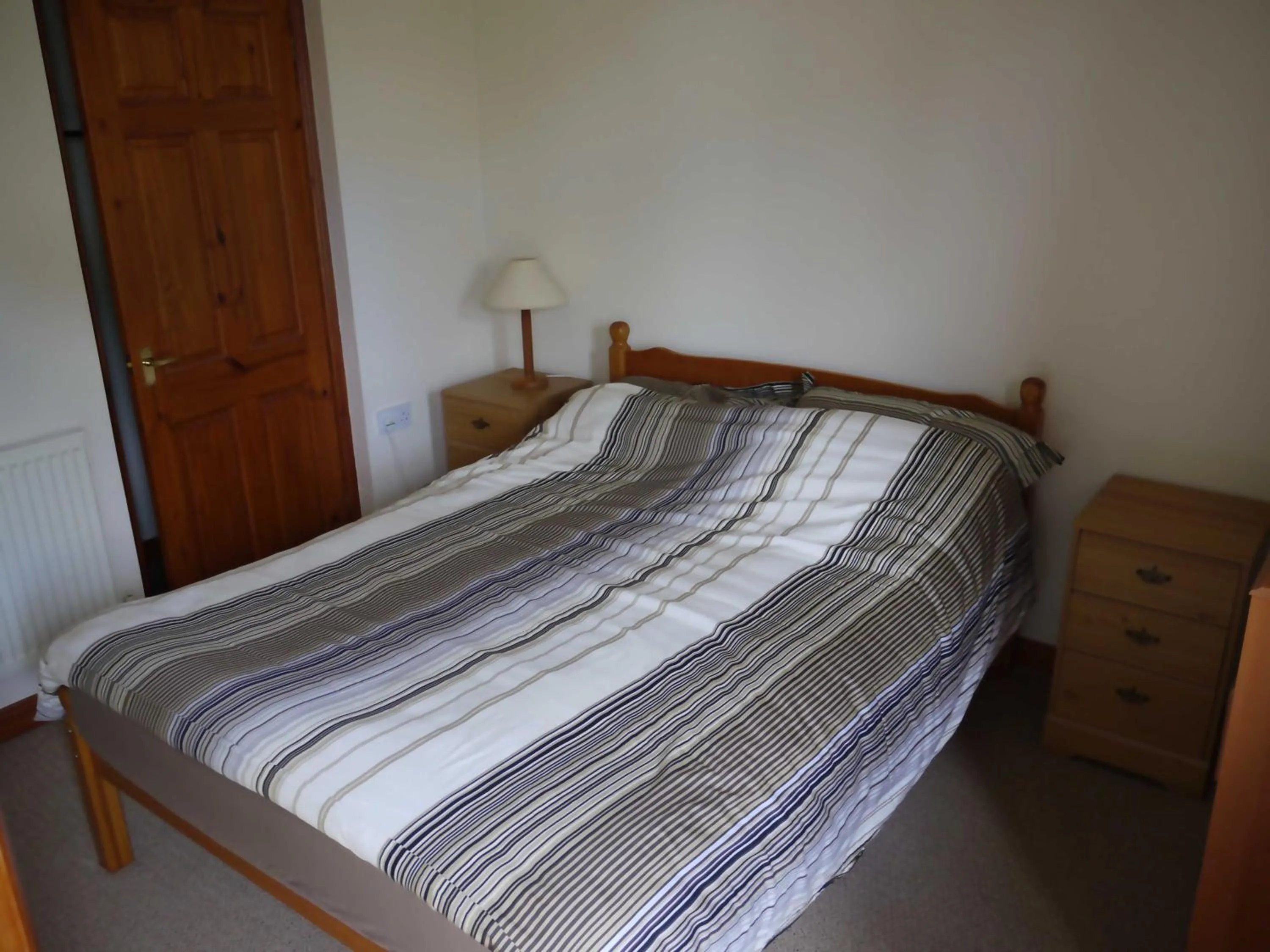 Bed in The Poldark Inn