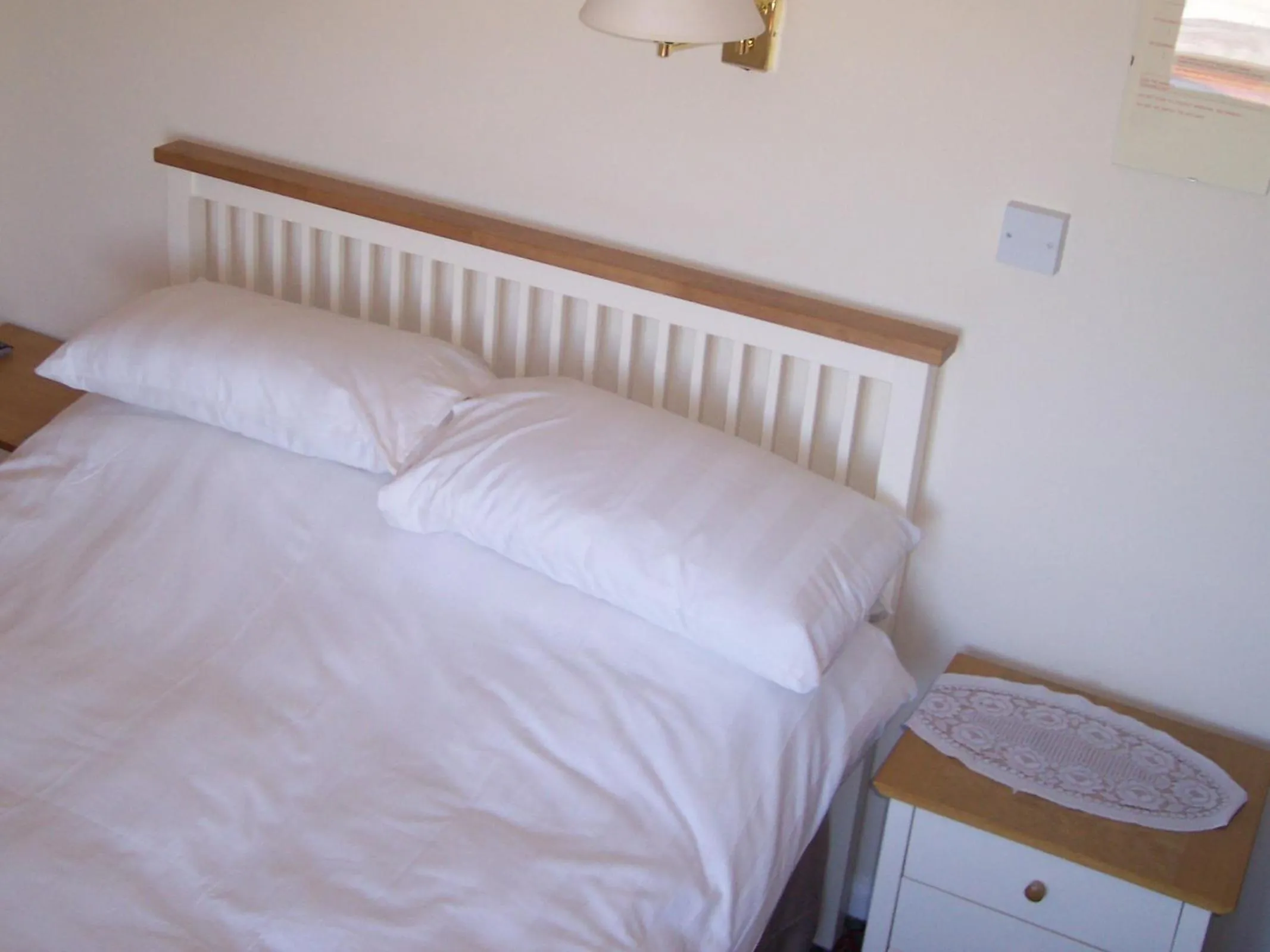 Bed in The Poldark Inn