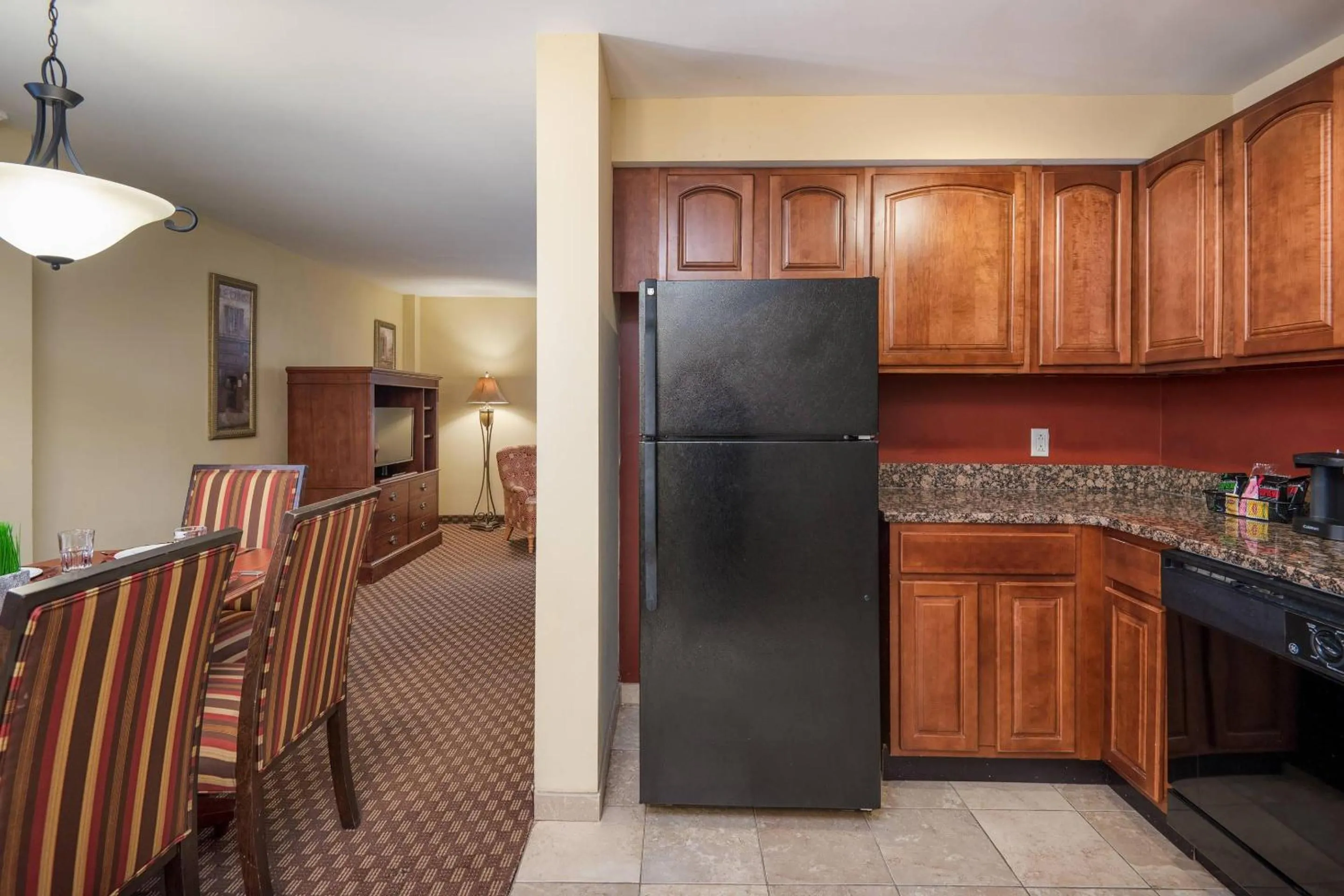Bedroom in Clarion Collection Hotel Arlington Court Suites