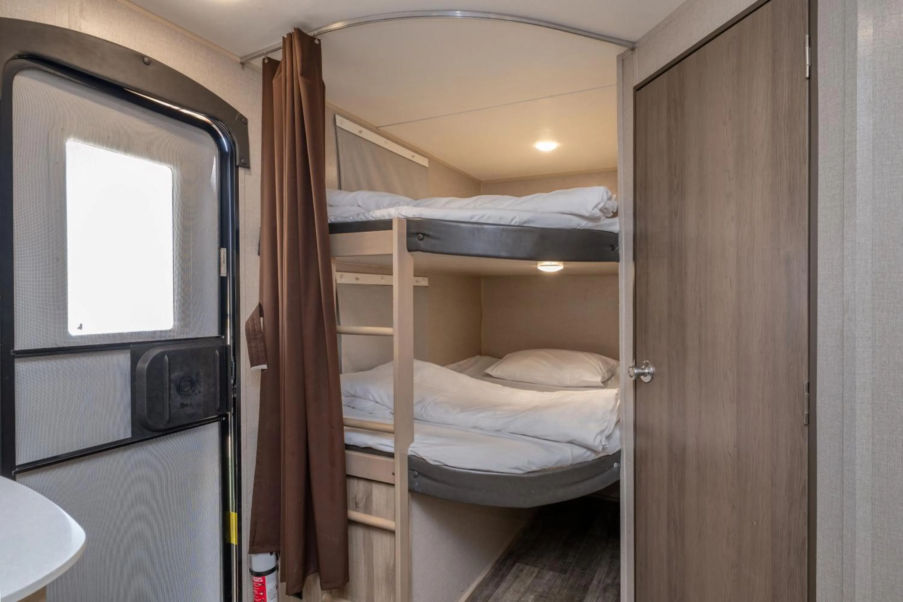 bunk bed, Bed in Hatta Resorts