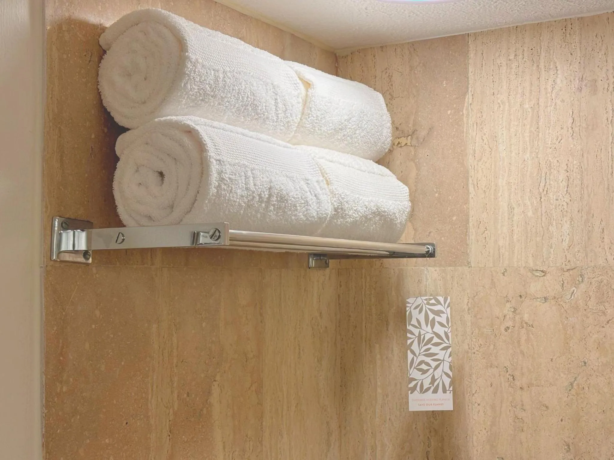 Shower in Fiesta Americana Reforma