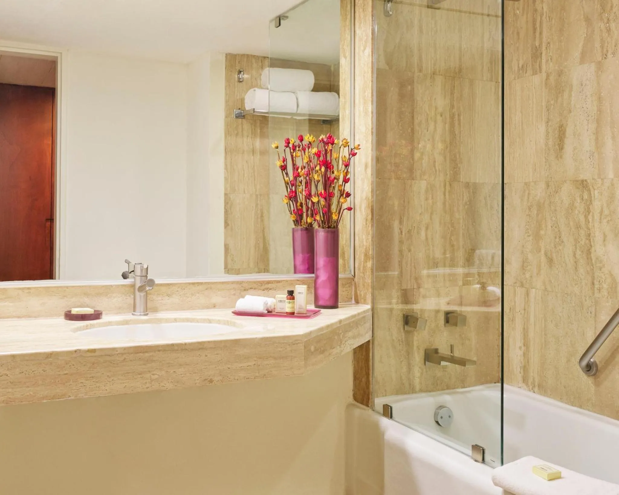 Bathroom in Fiesta Americana Reforma