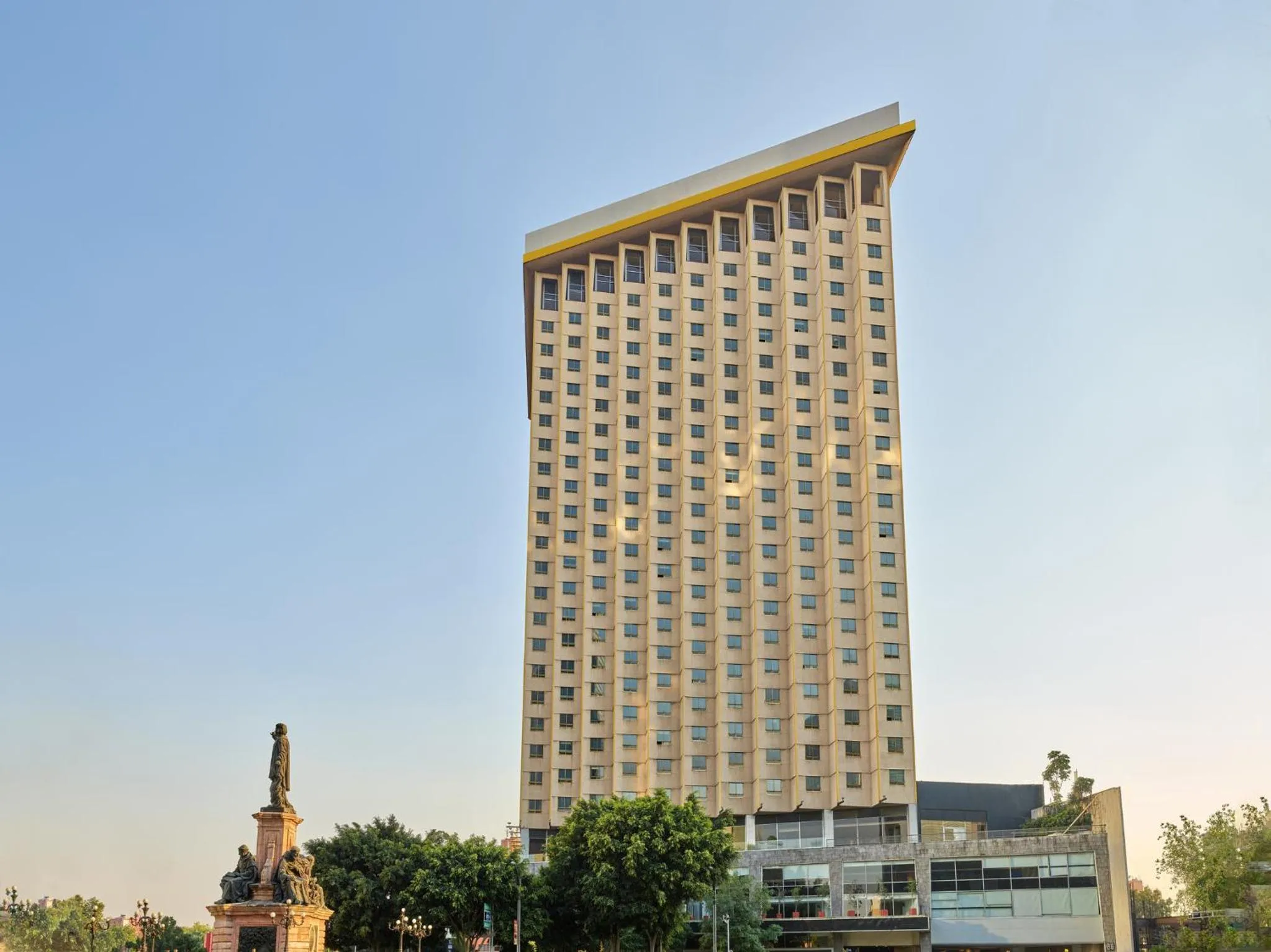 Property building in Fiesta Americana Reforma