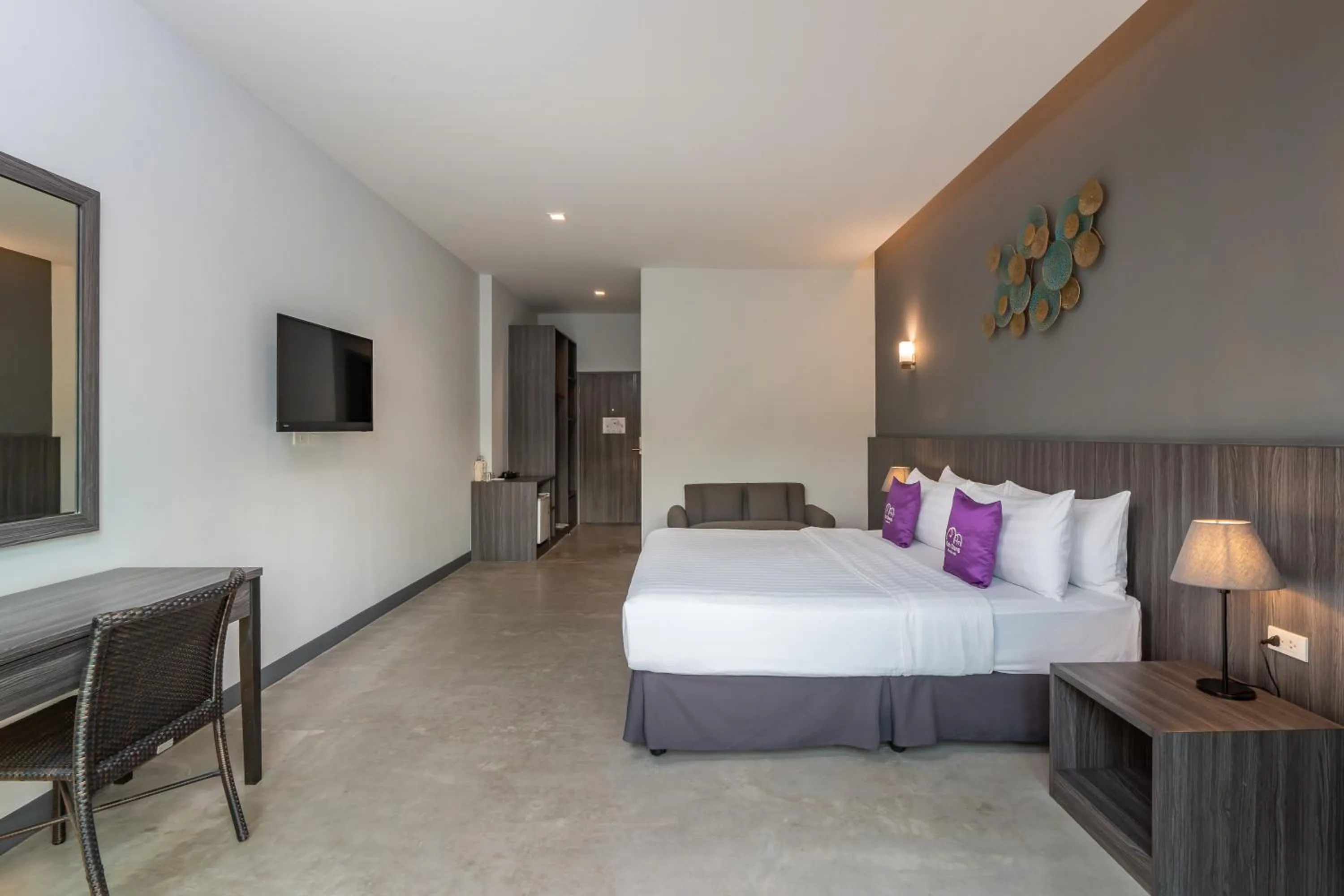 Photo of the whole room, Bed in Koh Chang Paradise Hill