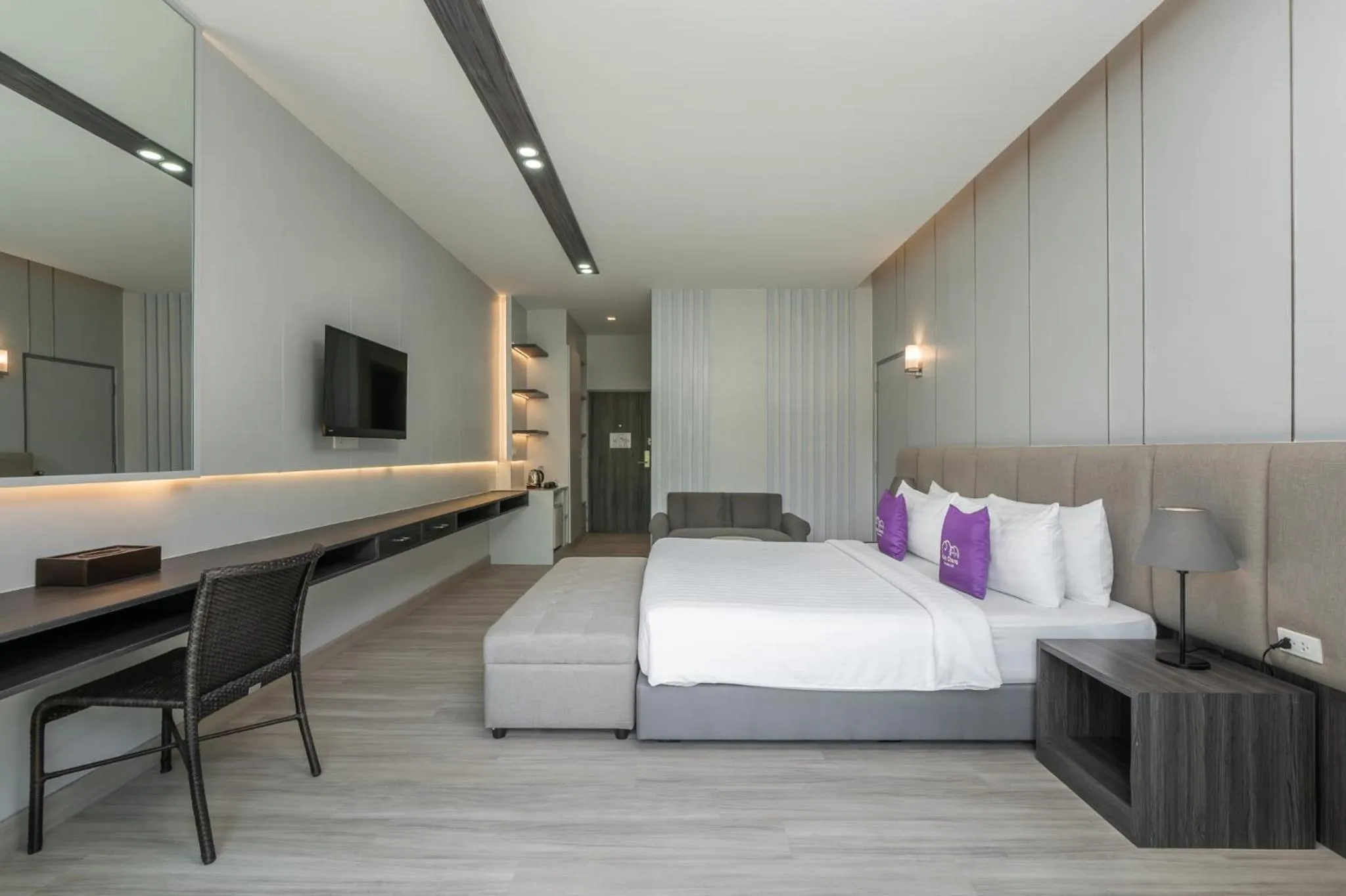 Bed in Koh Chang Paradise Hill