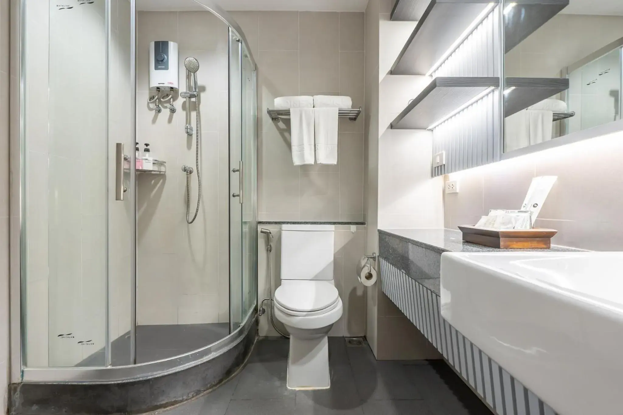 Premium Deluxe Room in Koh Chang Paradise Hill Premium Deluxe Room in Koh Chang Paradise Hill