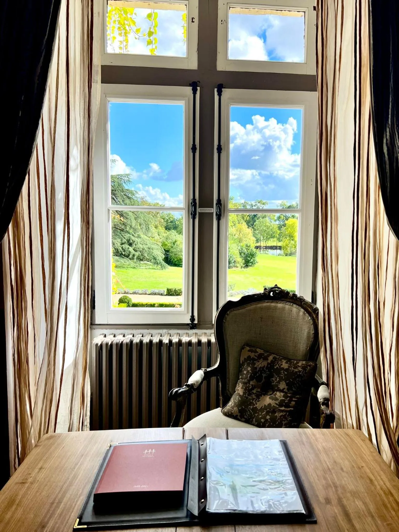 Bedroom in Château de l'Epinay