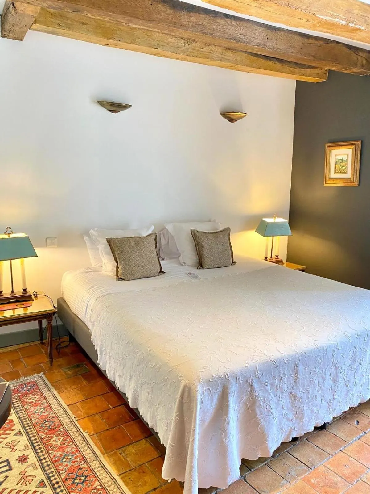 Bed in Château de l'Epinay