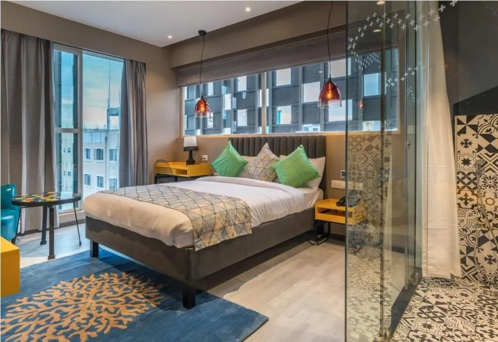 Bed in Hotel B plus L