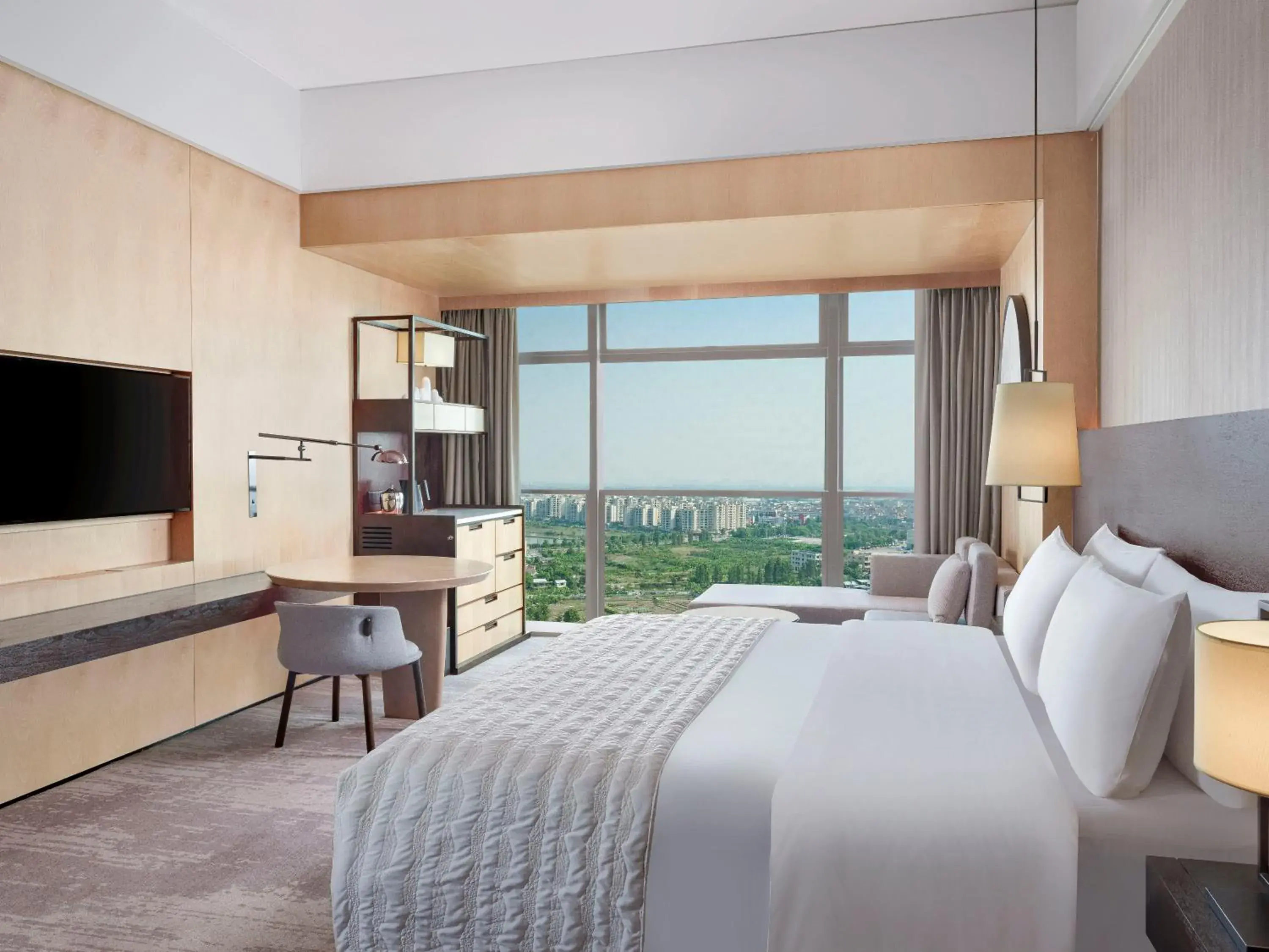 Discovery King Room in Le Meridien Zhongshan Discovery King Room in Le Meridien Zhongshan