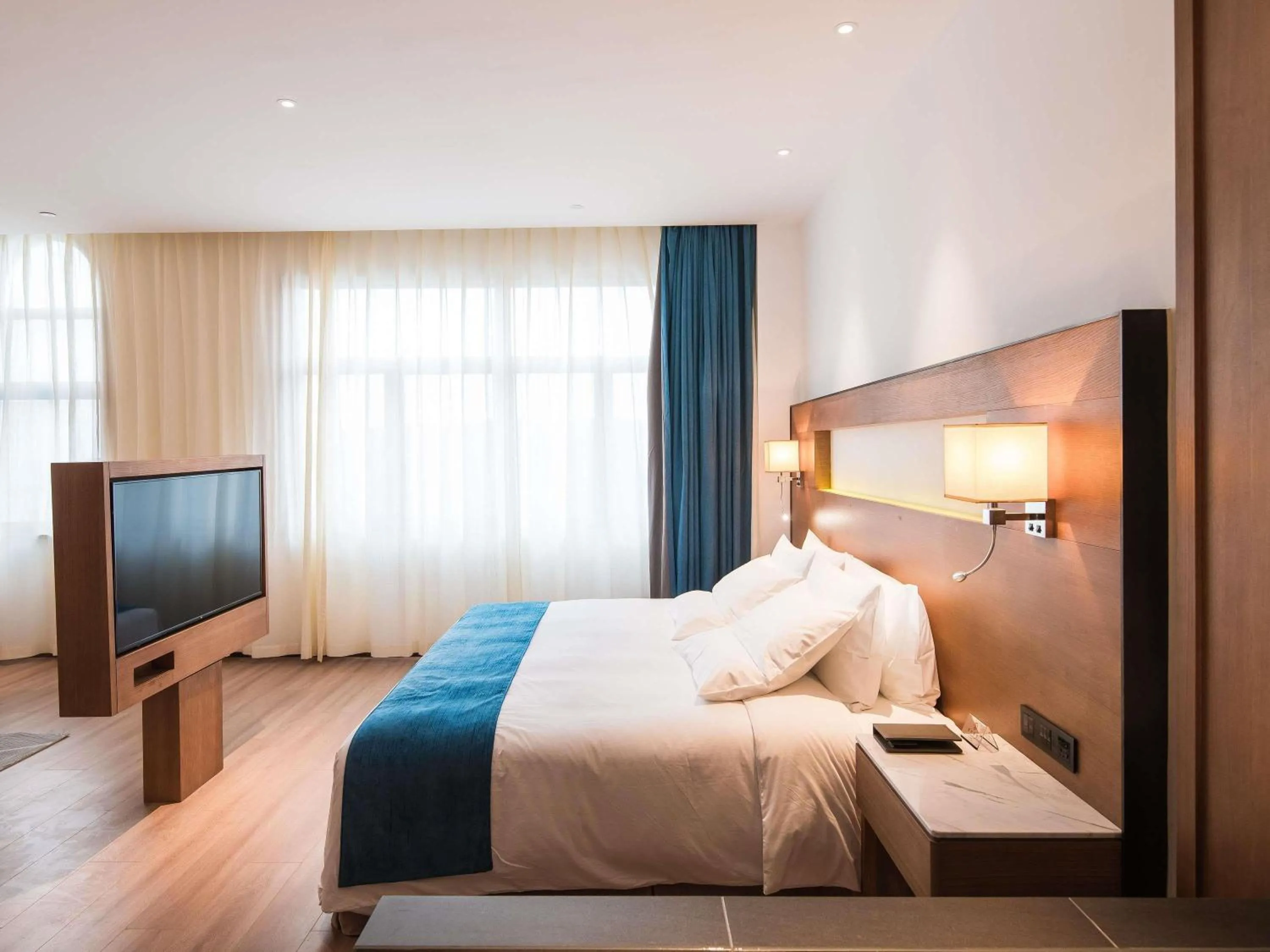 Bedroom, Bed in Novotel Suzhou Tai Lake Santeh