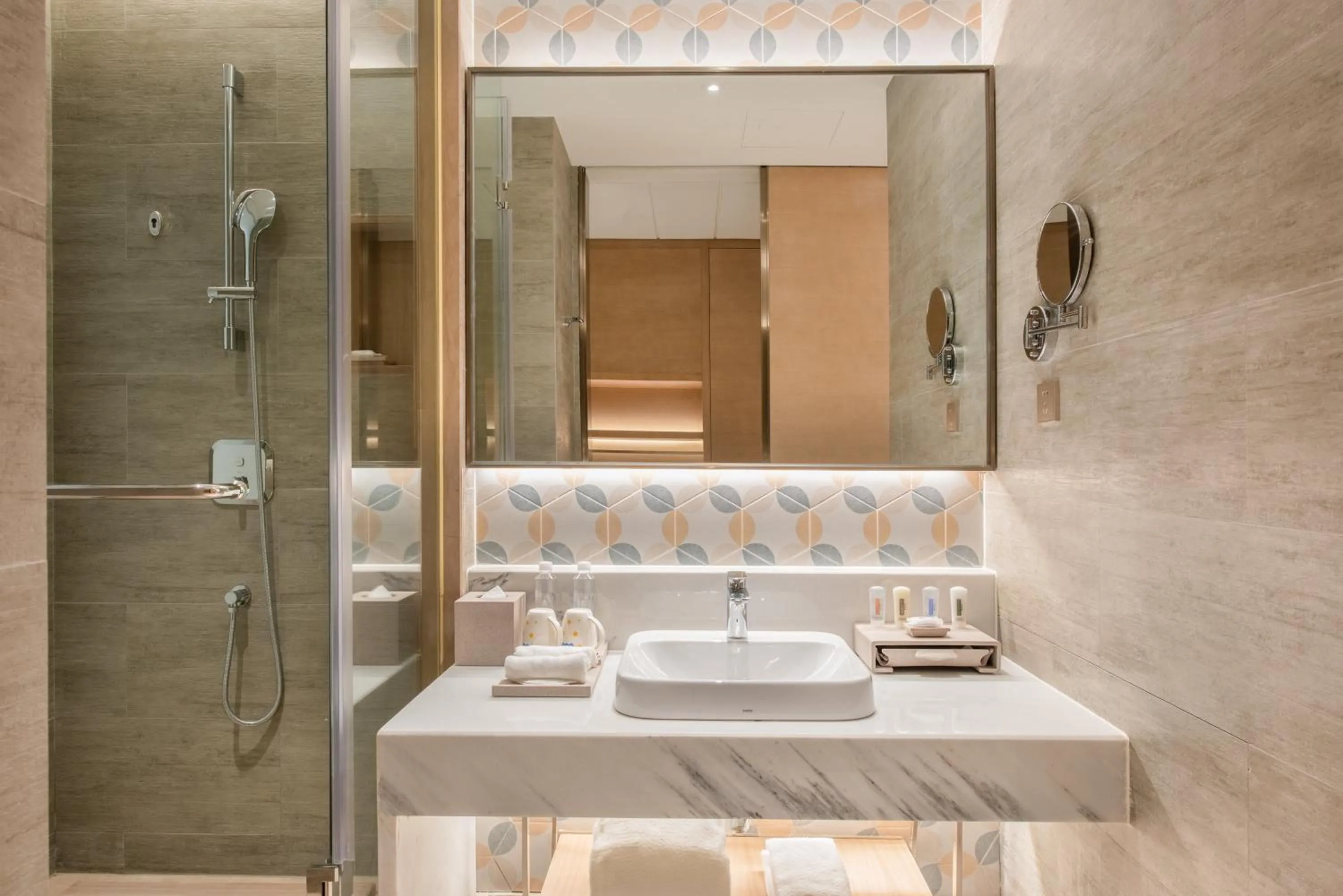 Bathroom in Holiday Inn Resort Yichun Mingyue Mountain by IHG