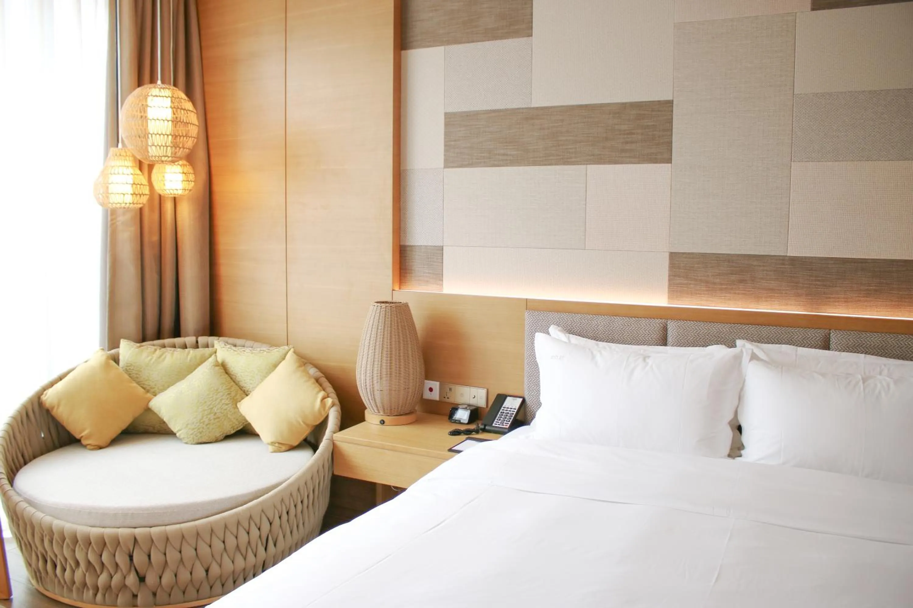 Bedroom, Bed in Holiday Inn Resort Yichun Mingyue Mountain by IHG