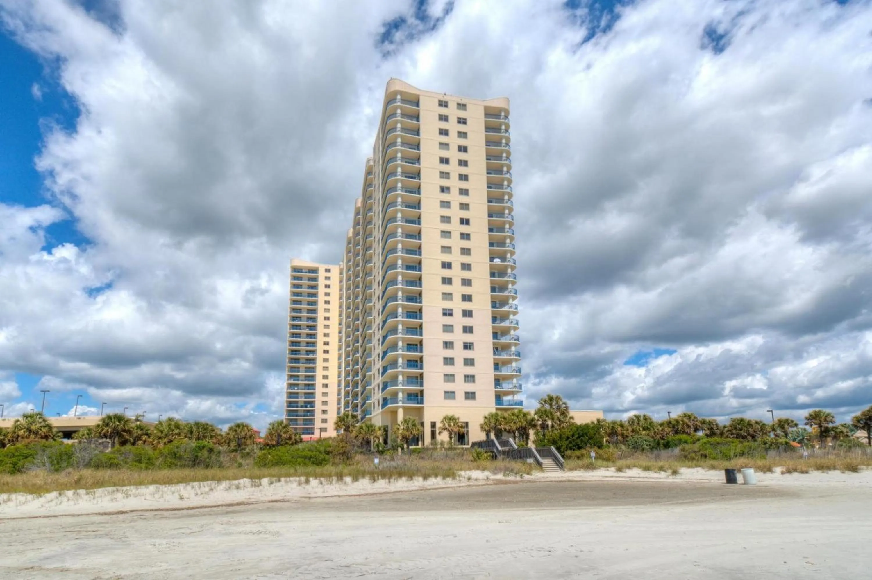 Property building in Palmetto Vacation Rentals at Kingston Plantation