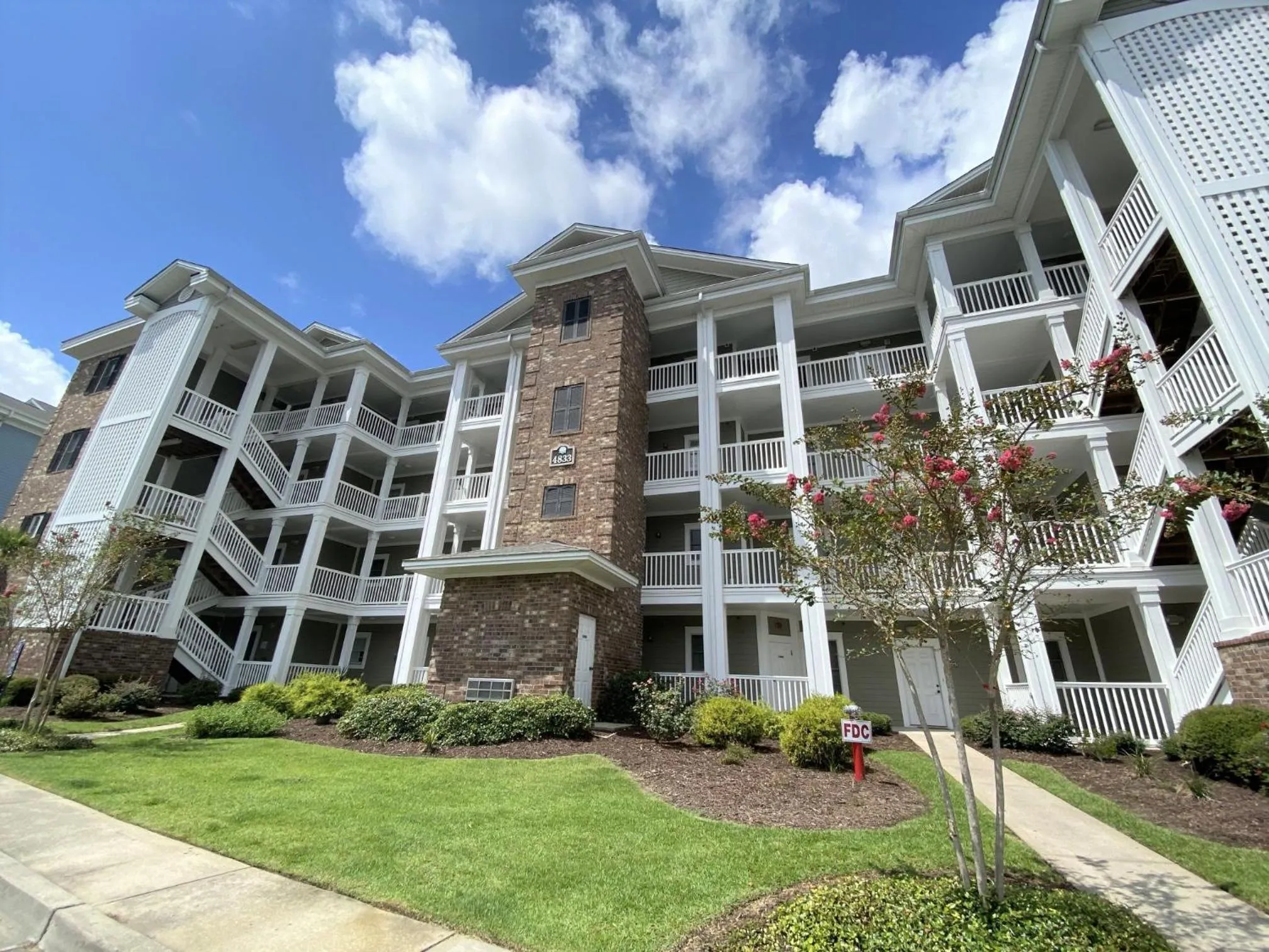 Property building in Magnolia Pointe by Palmetto Vacations