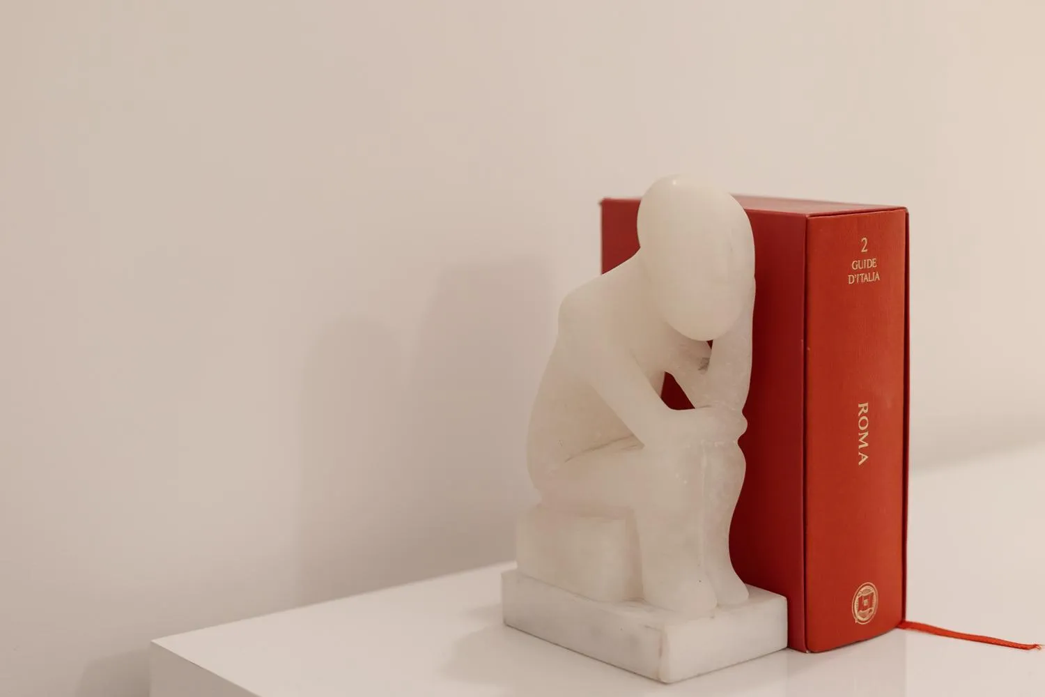 Decorative detail in Casa Frisi