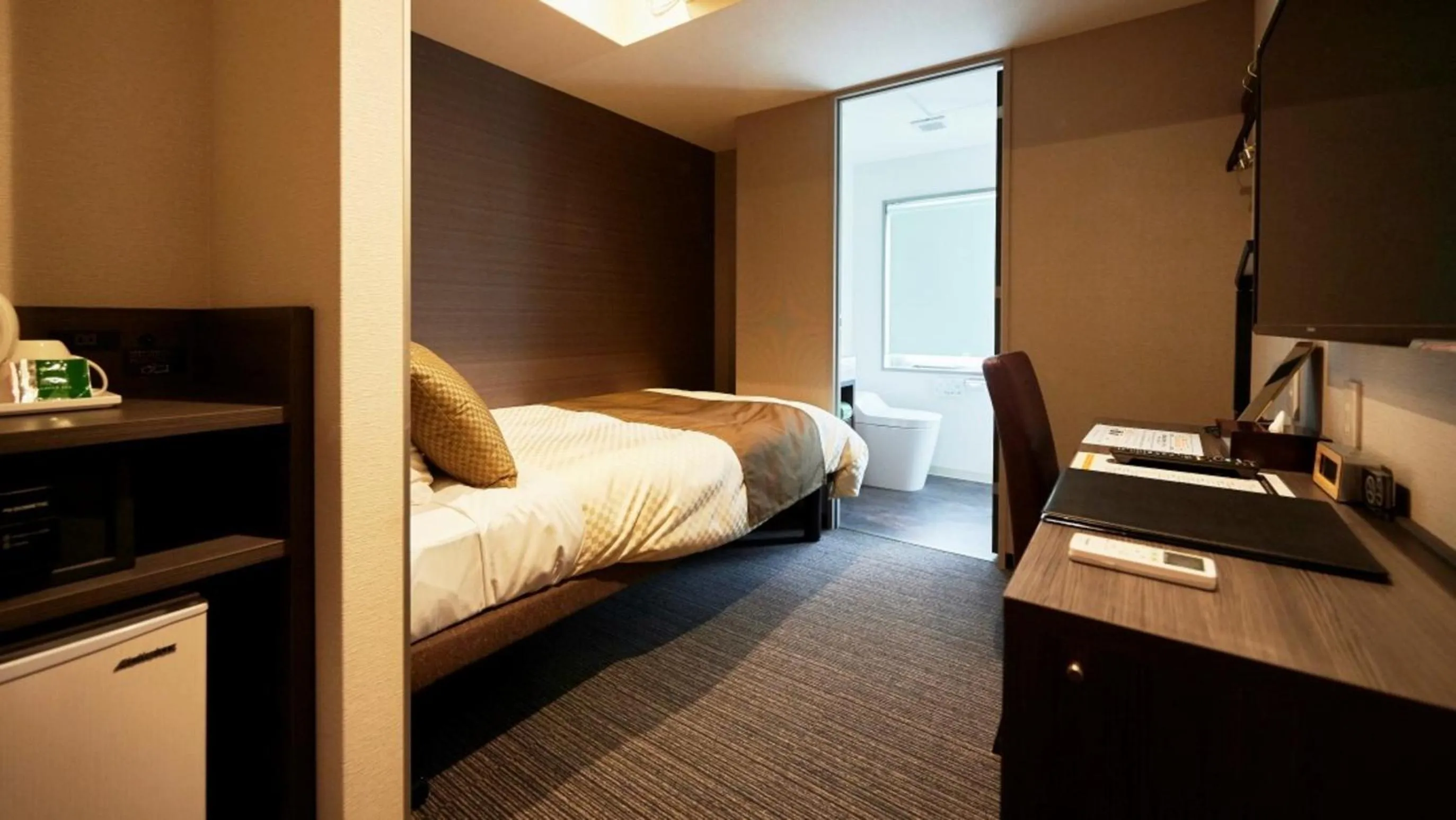 Bed in The Celecton Kyoto Horikawa Sanjo