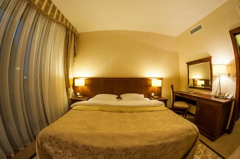 Photo of the whole room, Bed in Dwór Kresowy