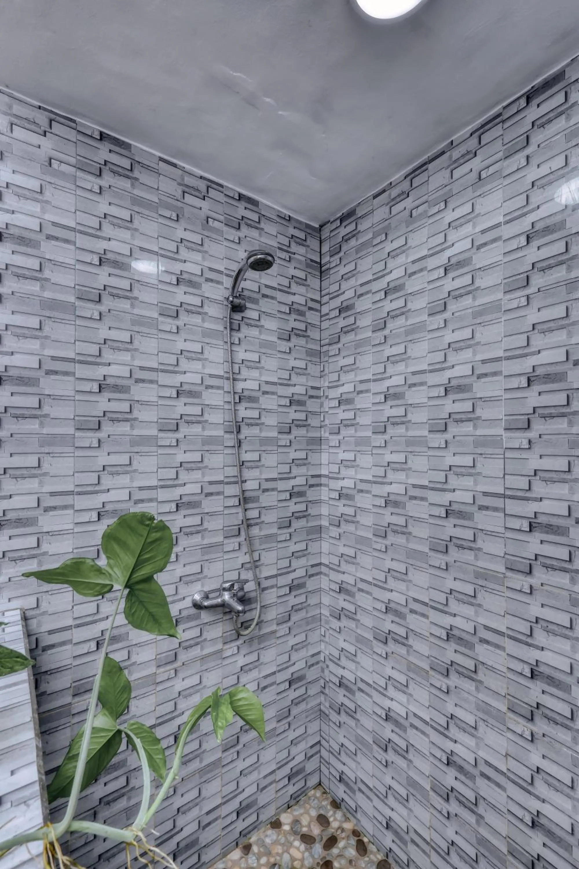 Shower in Komurd Lavender Bungalow