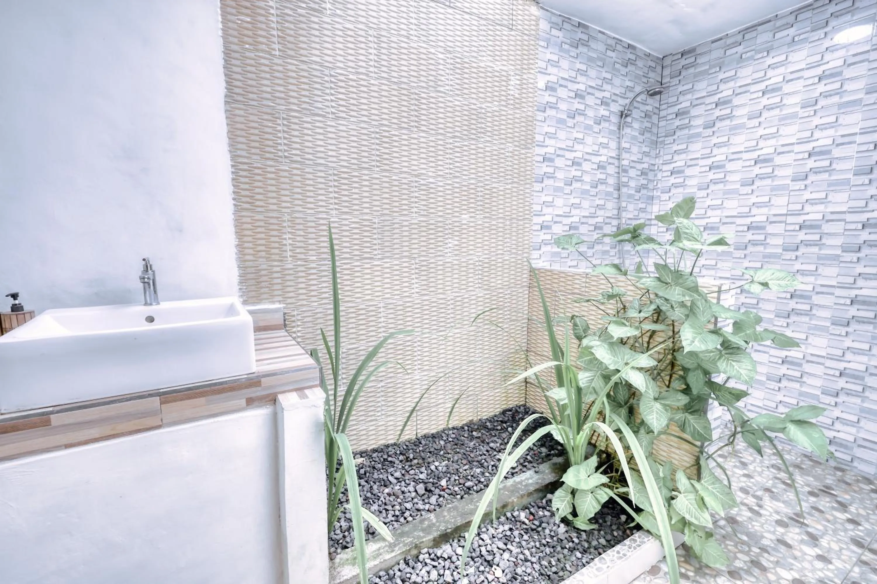 Bathroom in Komurd Lavender Bungalow