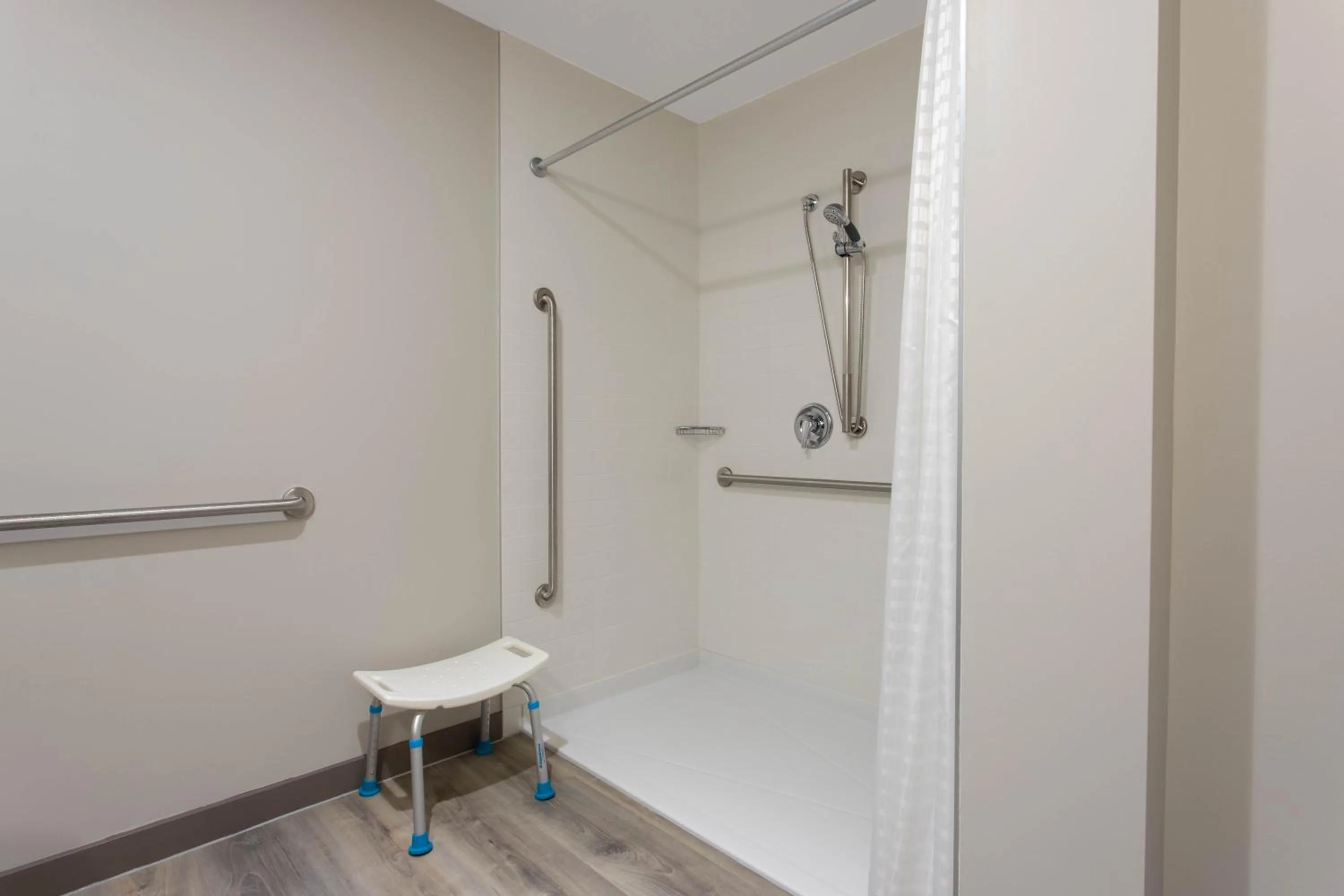 Shower in Microtel Inn & Suites by Wyndham Mont Tremblant