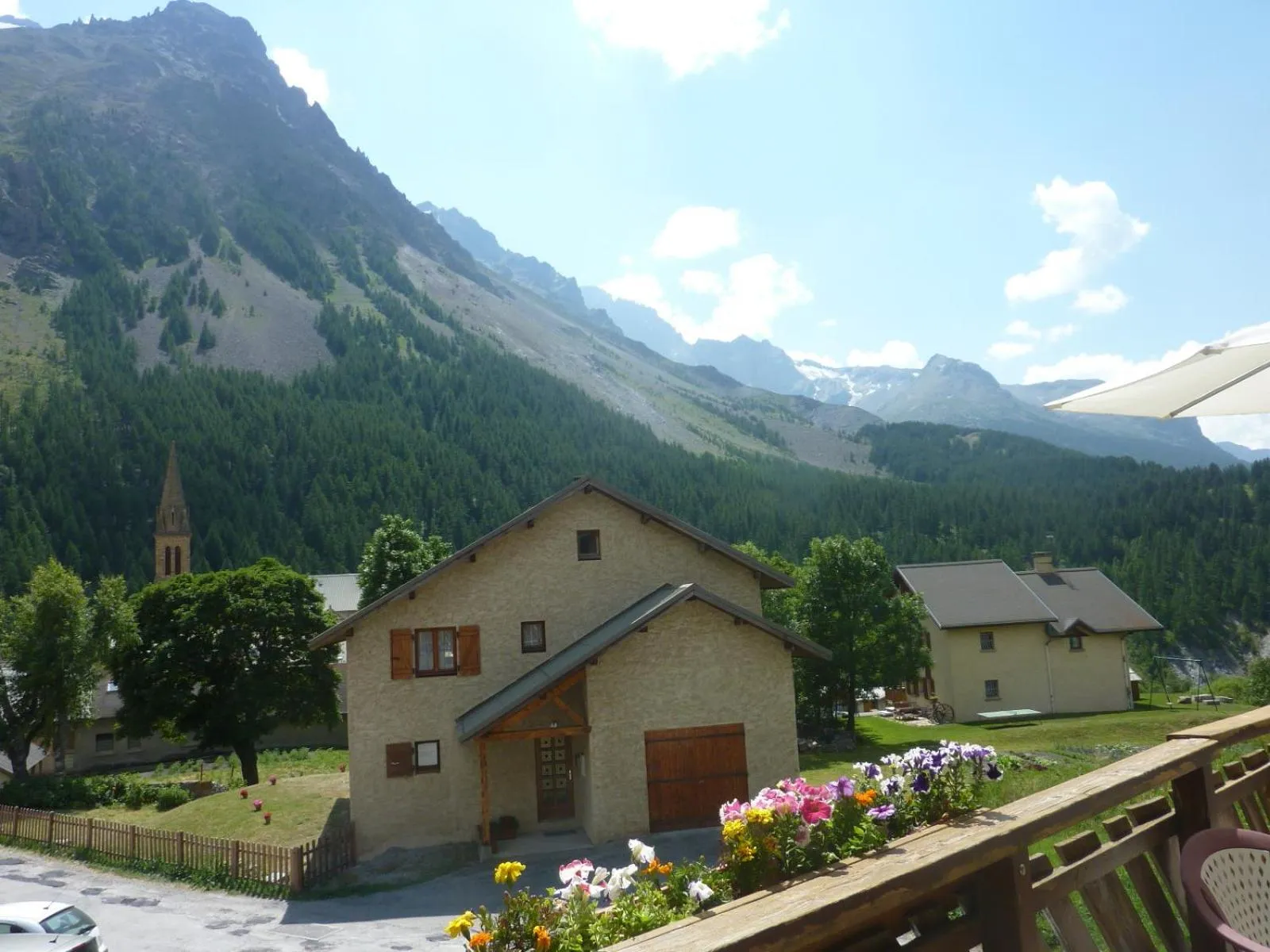 Property building in Les Agneaux