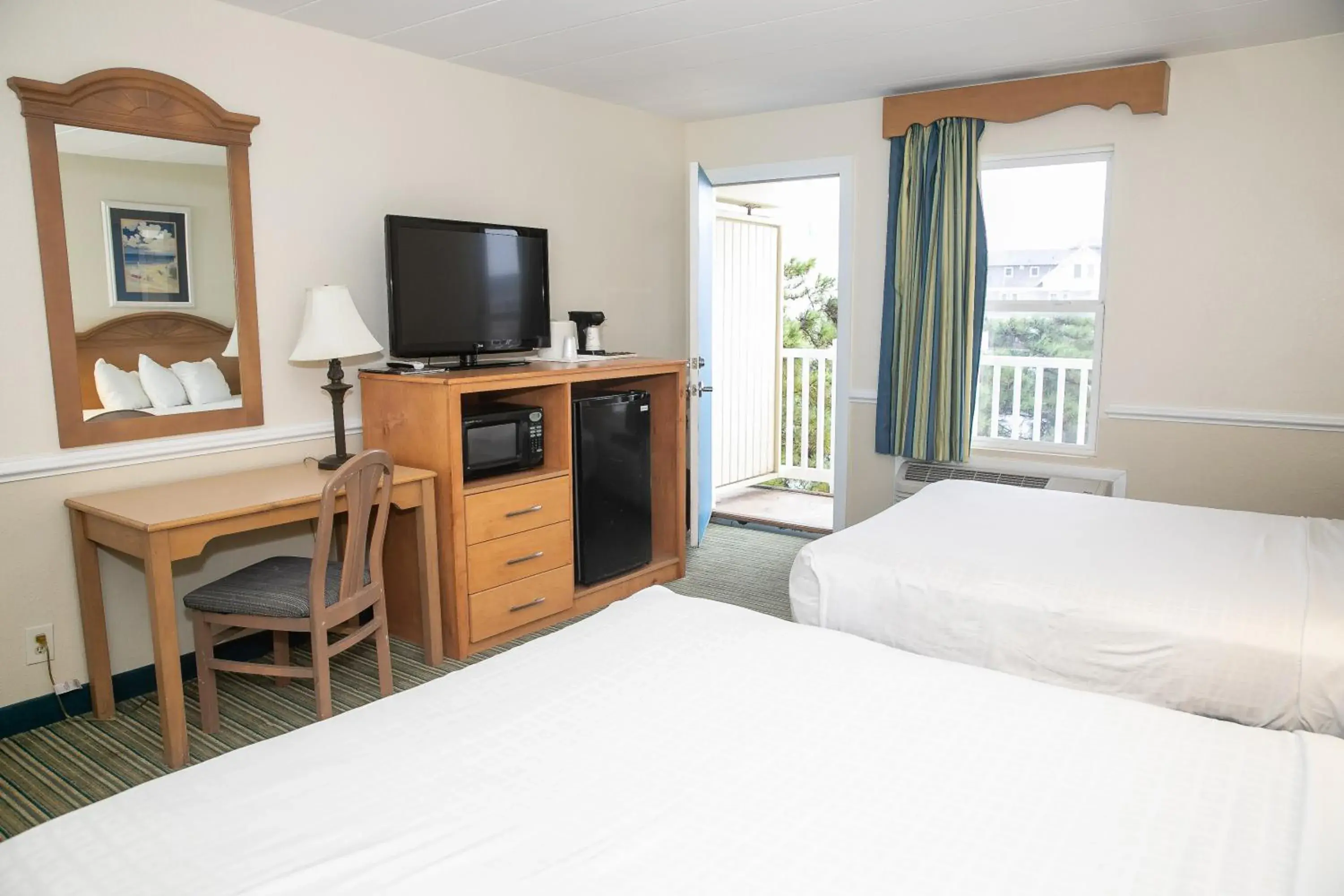 Quadruple Room with Balcony in The Sea Ranch Resort Quadruple Room with Balcony in The Sea Ranch Resort