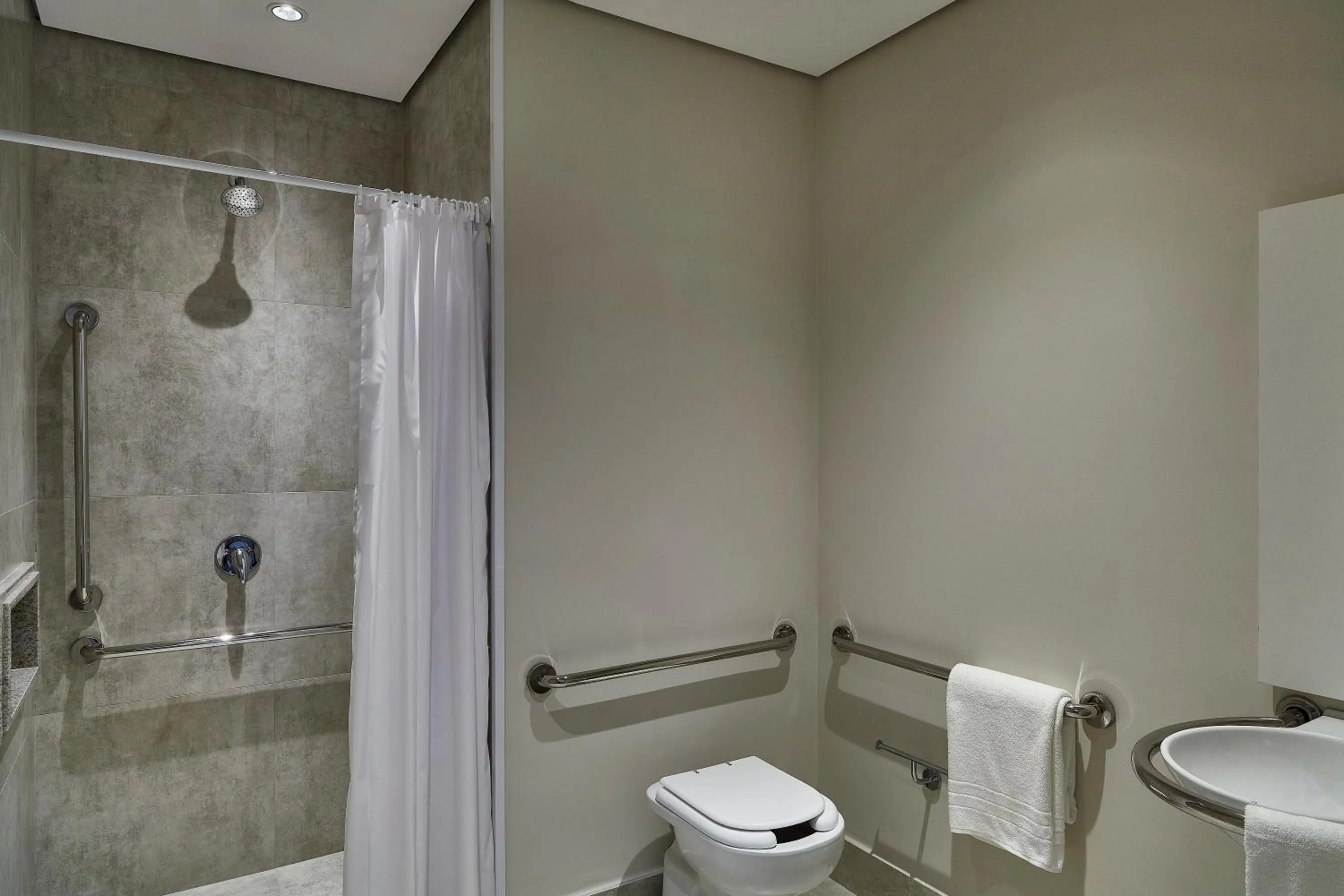 Bathroom in Hotel Contemporâneo - Royal Palm Hotels & Resorts