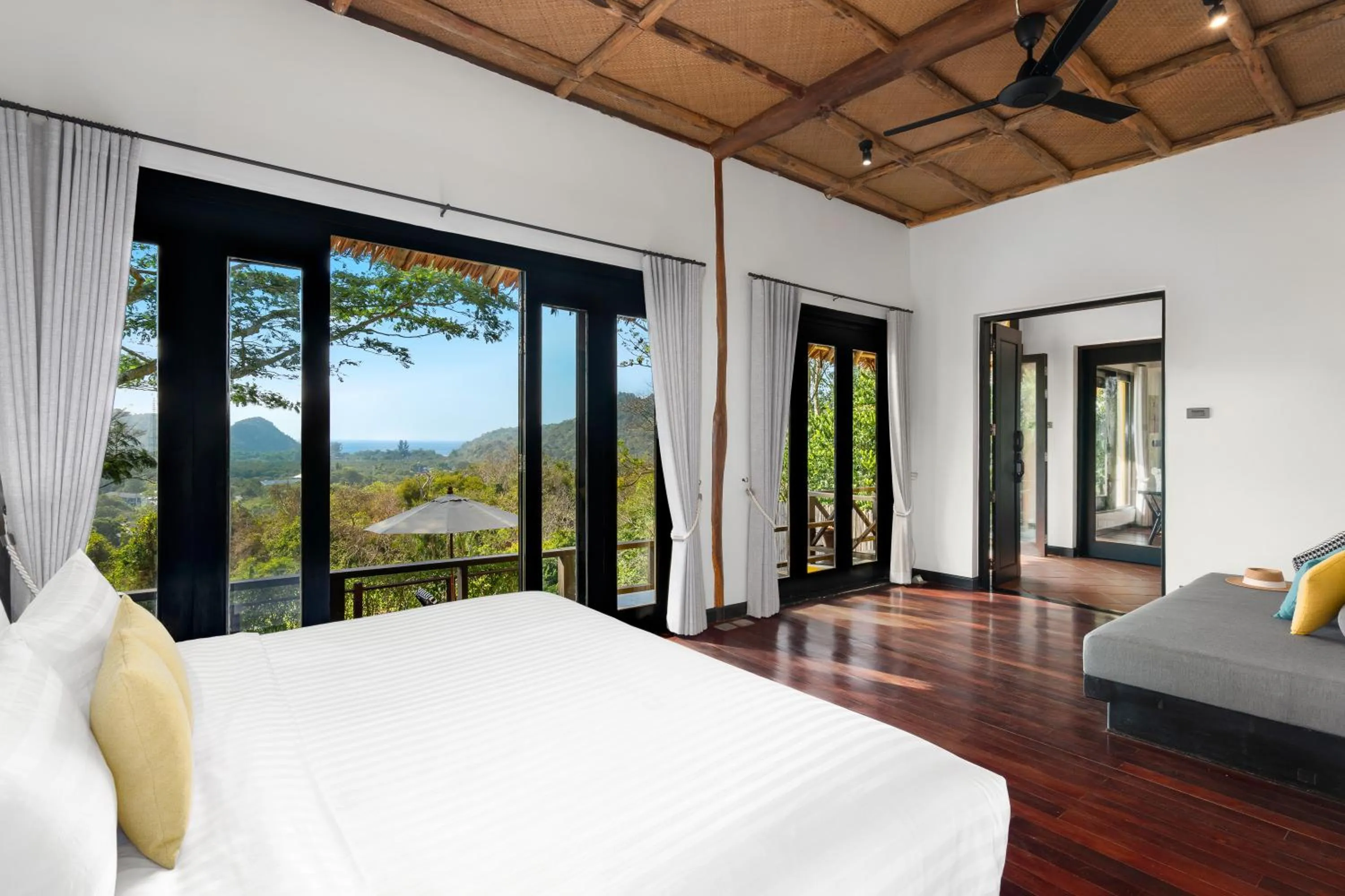 Bed in SAii Phi Phi Island Village