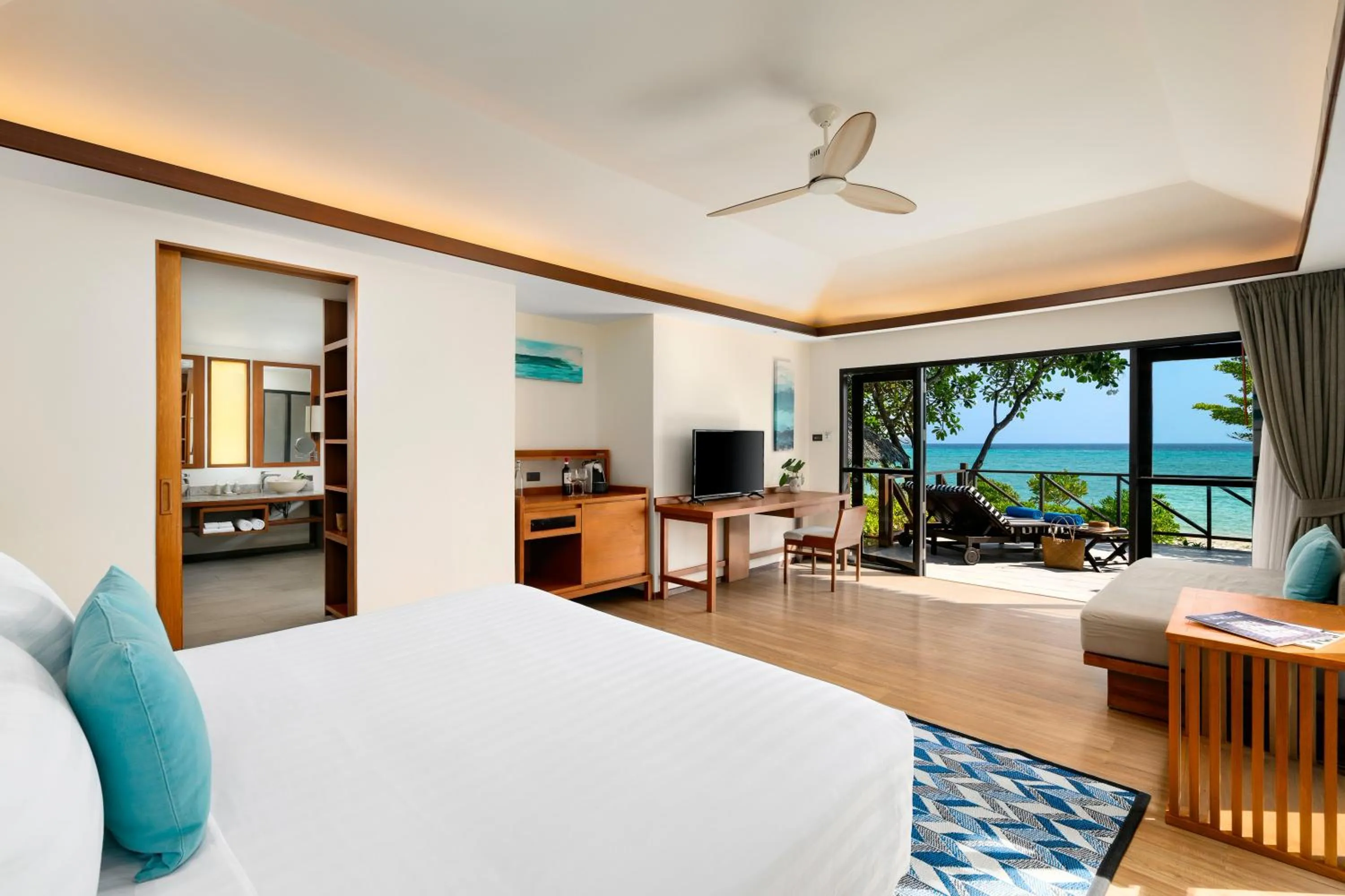 Sea view, Bed in SAii Phi Phi Island Village