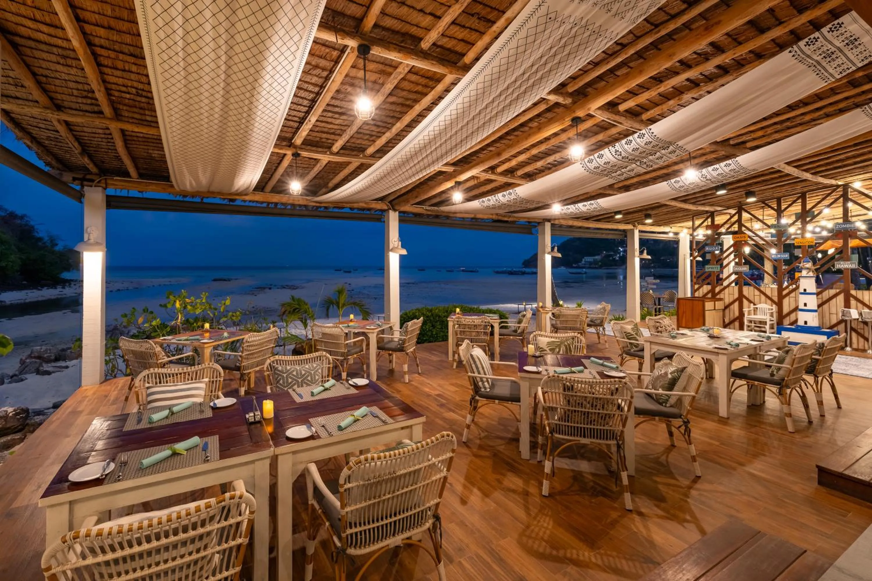 Restaurant/places to eat in SAii Phi Phi Island Village