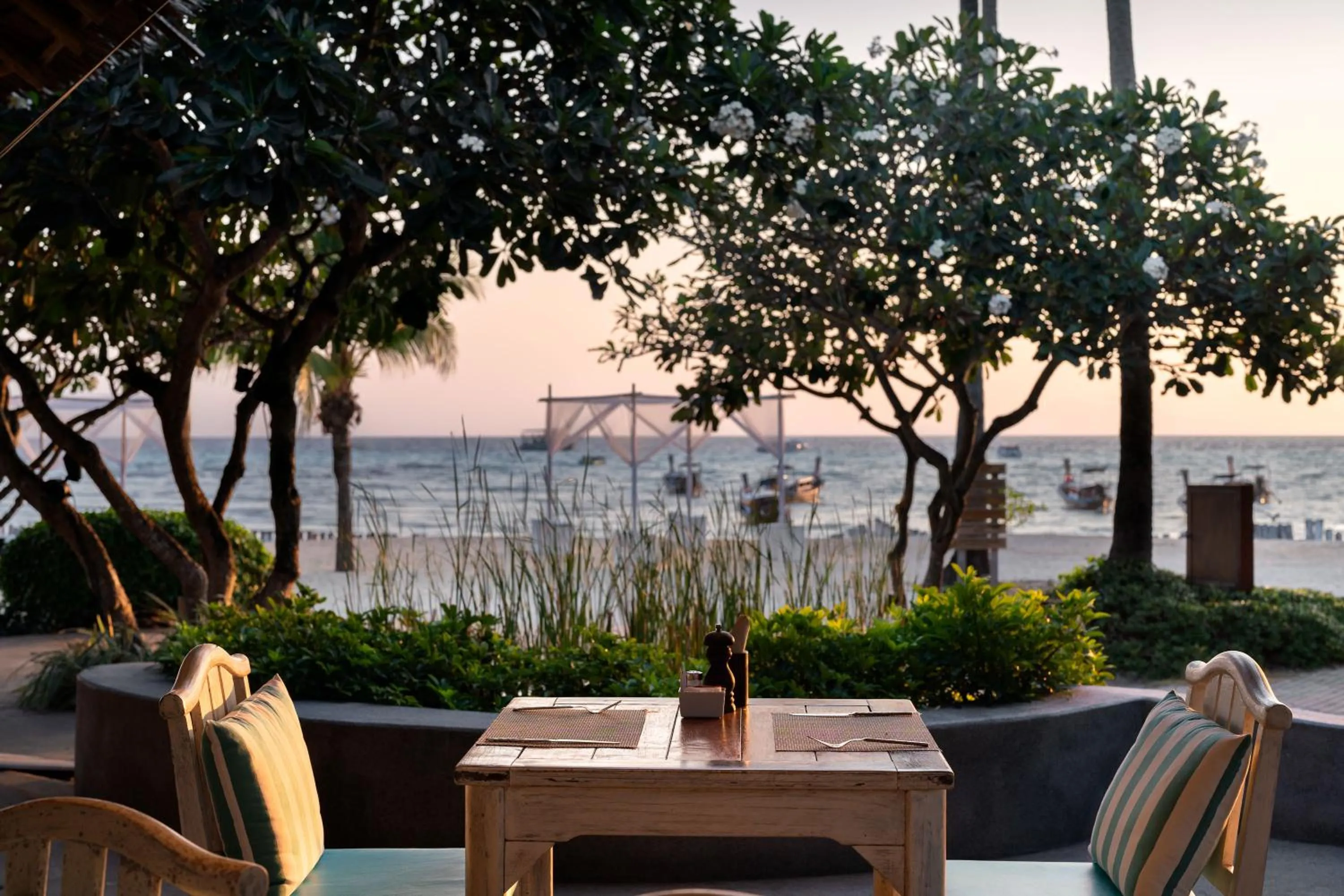 Restaurant/places to eat in SAii Phi Phi Island Village