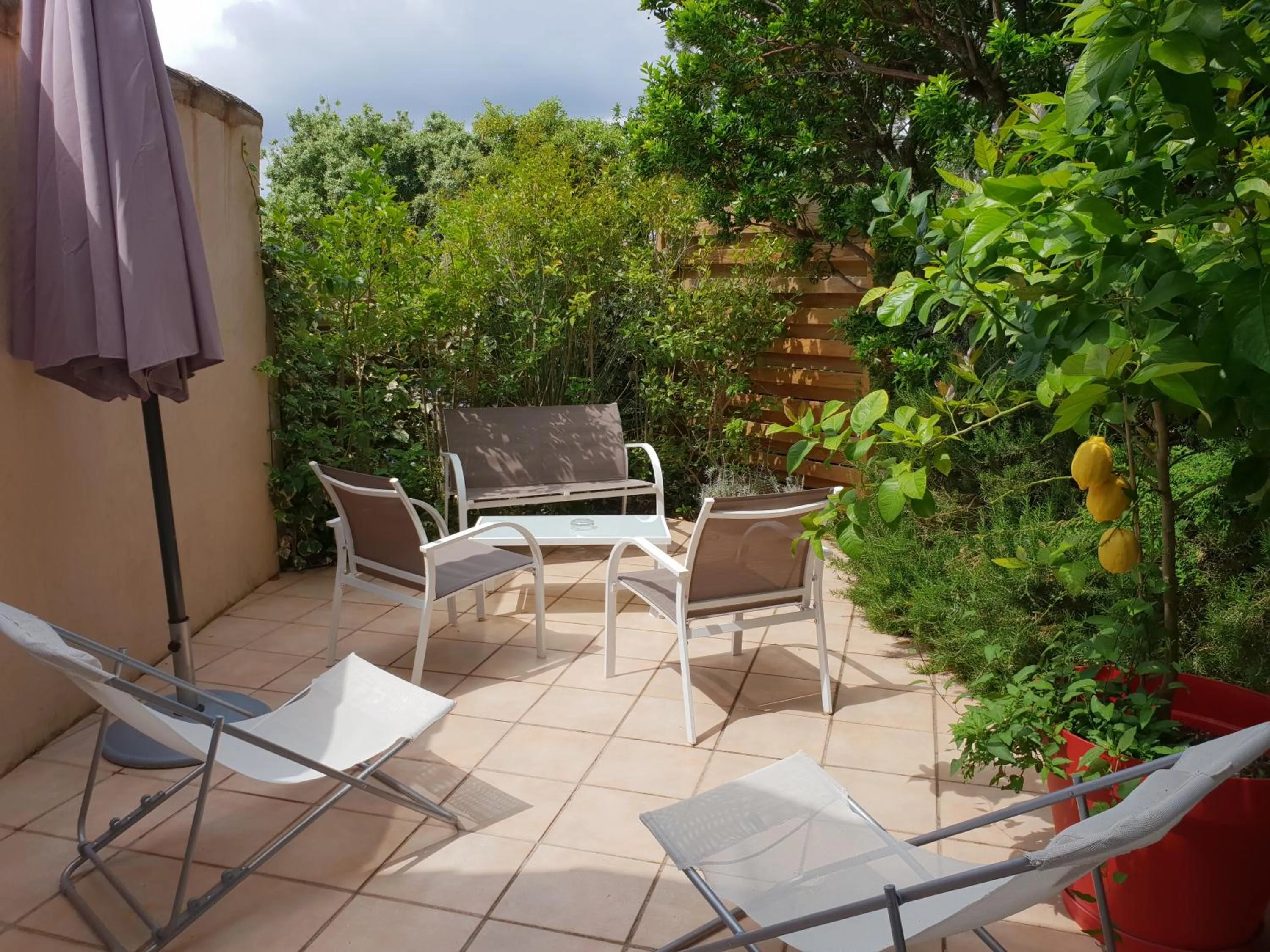 Balcony/Terrace in Private Hôtel - Adults Only