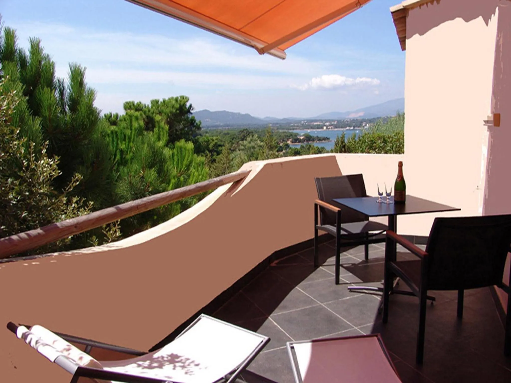 Balcony/Terrace in Private Hôtel - Adults Only