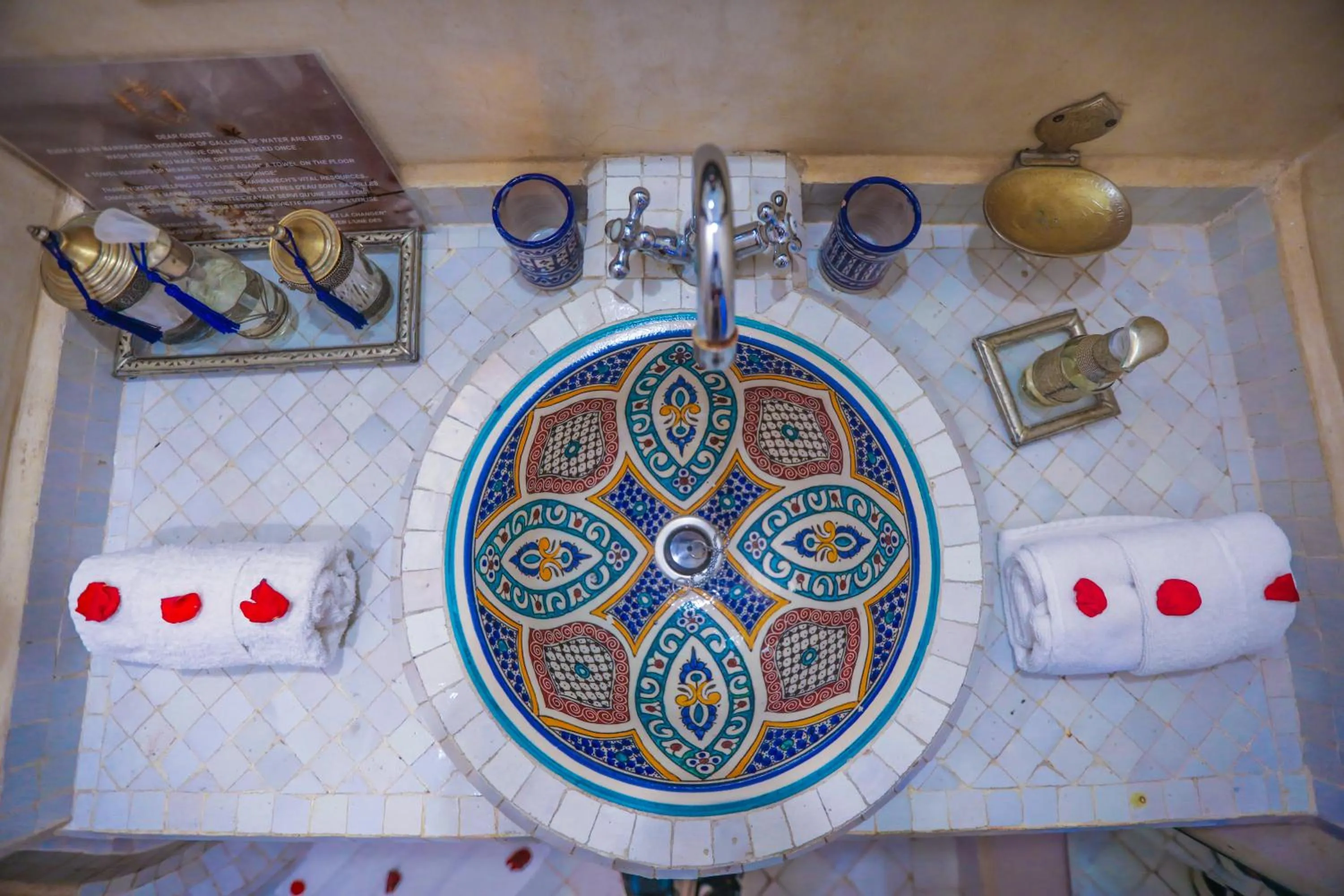 Bathroom in Riad Melhoun & Spa