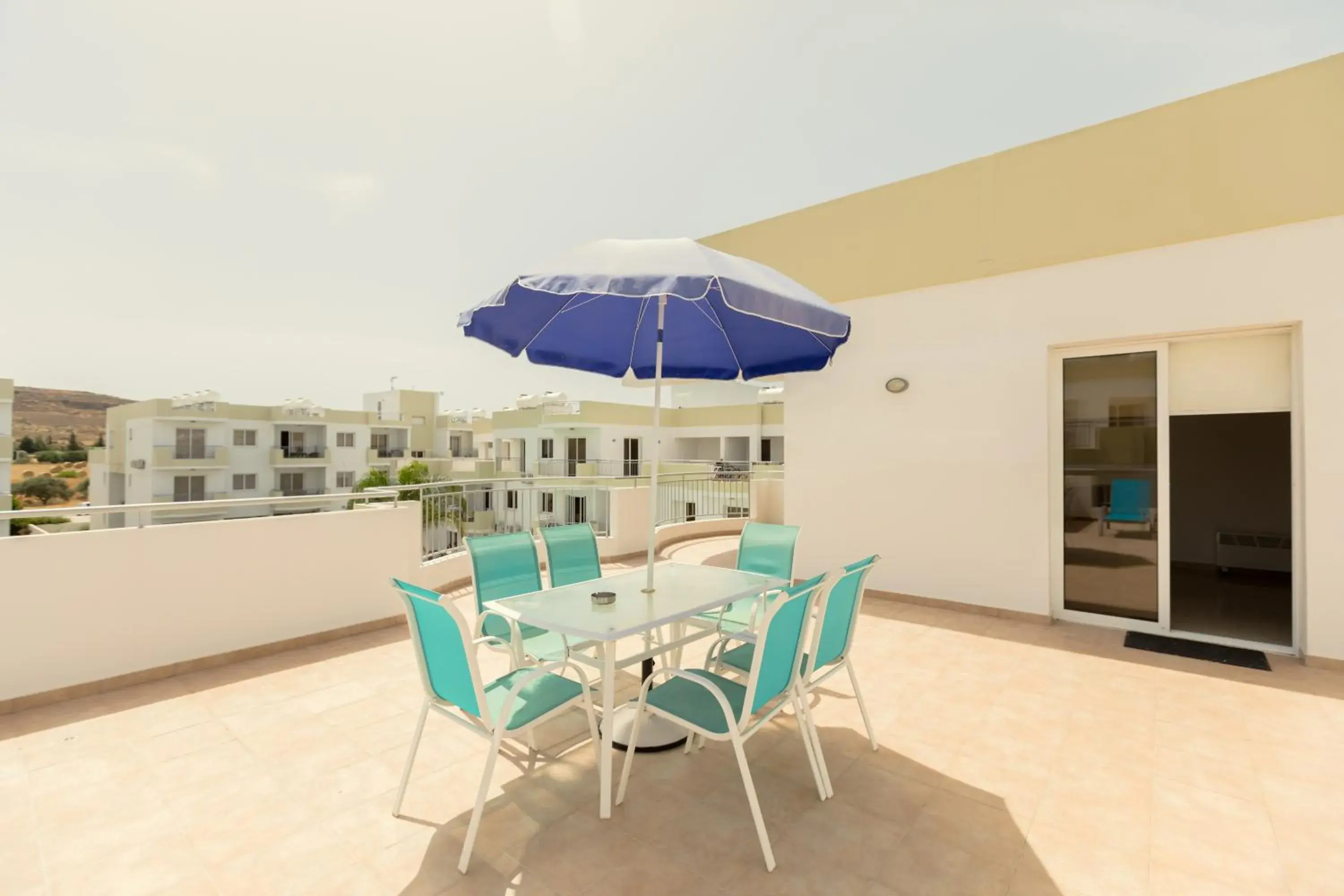 Penthouse Apartment in Oceania Bay Village Penthouse Apartment in Oceania Bay Village