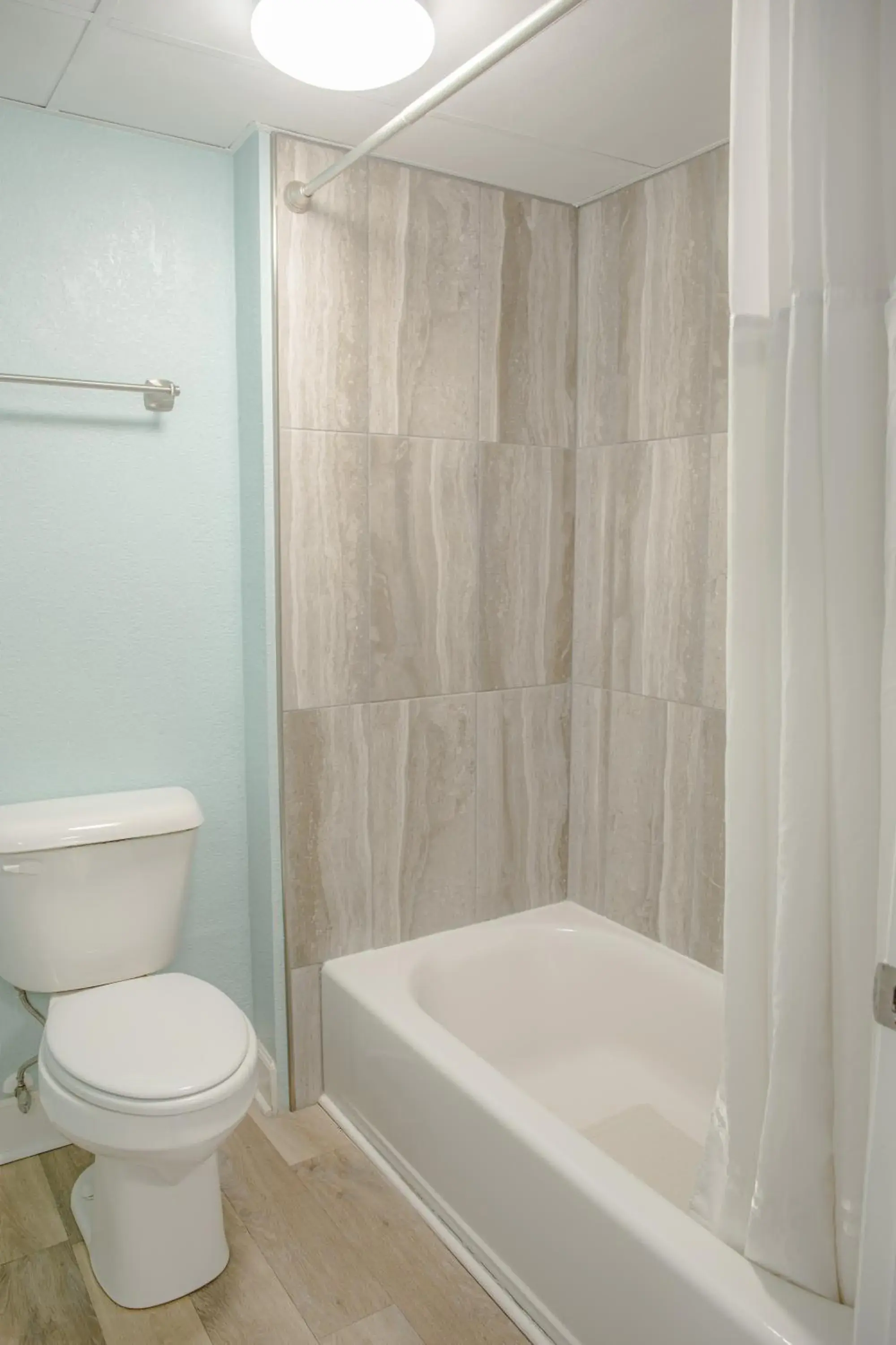 King Suite in Sea and Breeze Hotel and Condo King Suite in Sea and Breeze Hotel and Condo