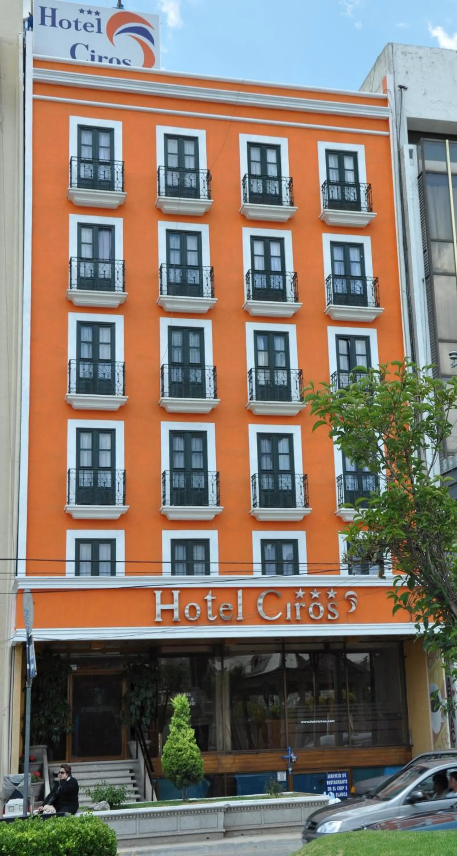 Facade/entrance in Hotel Ciros