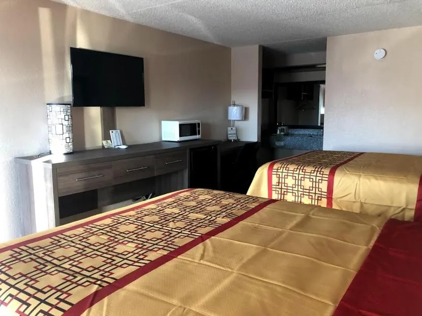 Bed in Legacy Inn - Gallatin