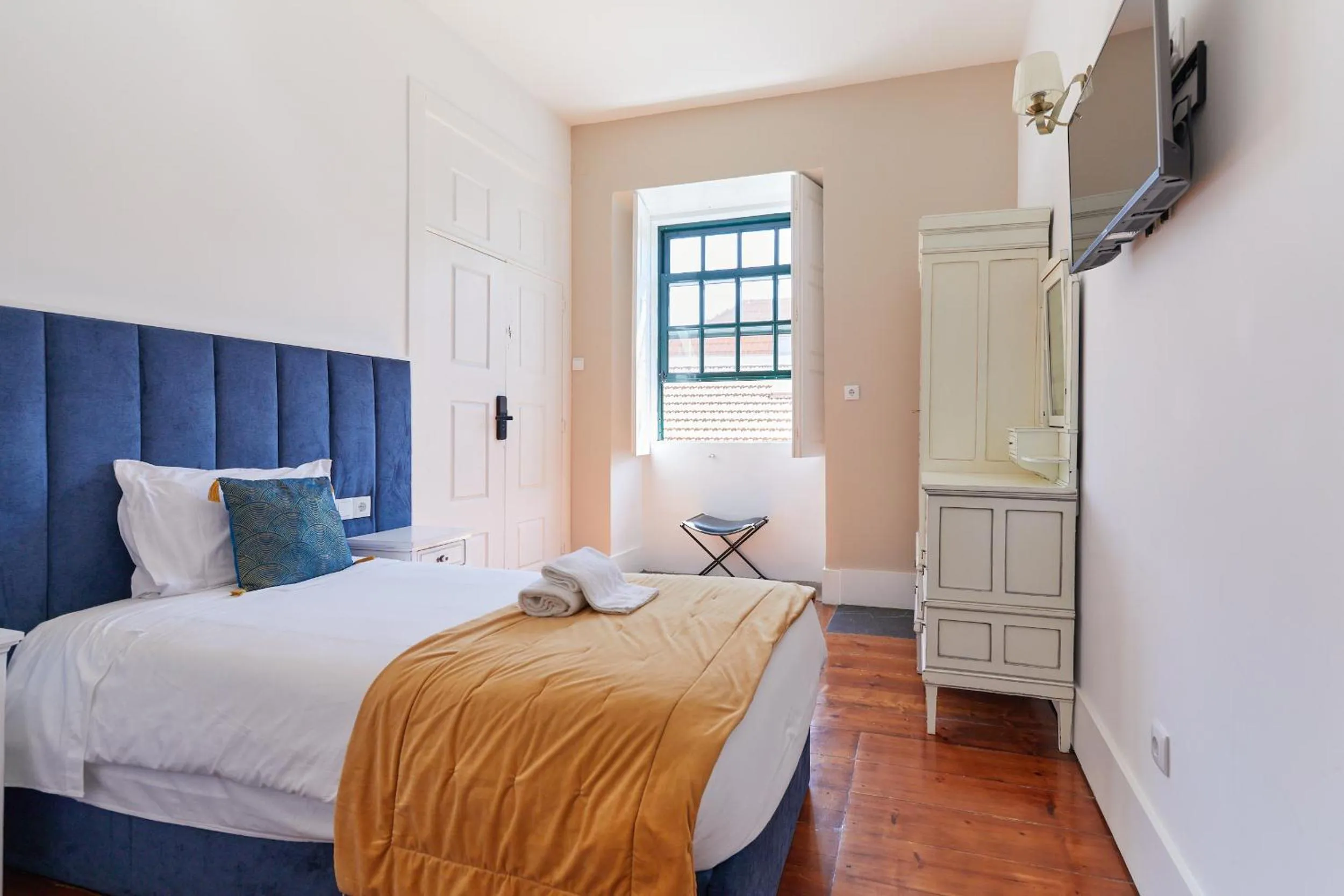 Bed in A Portuguesa Guest House