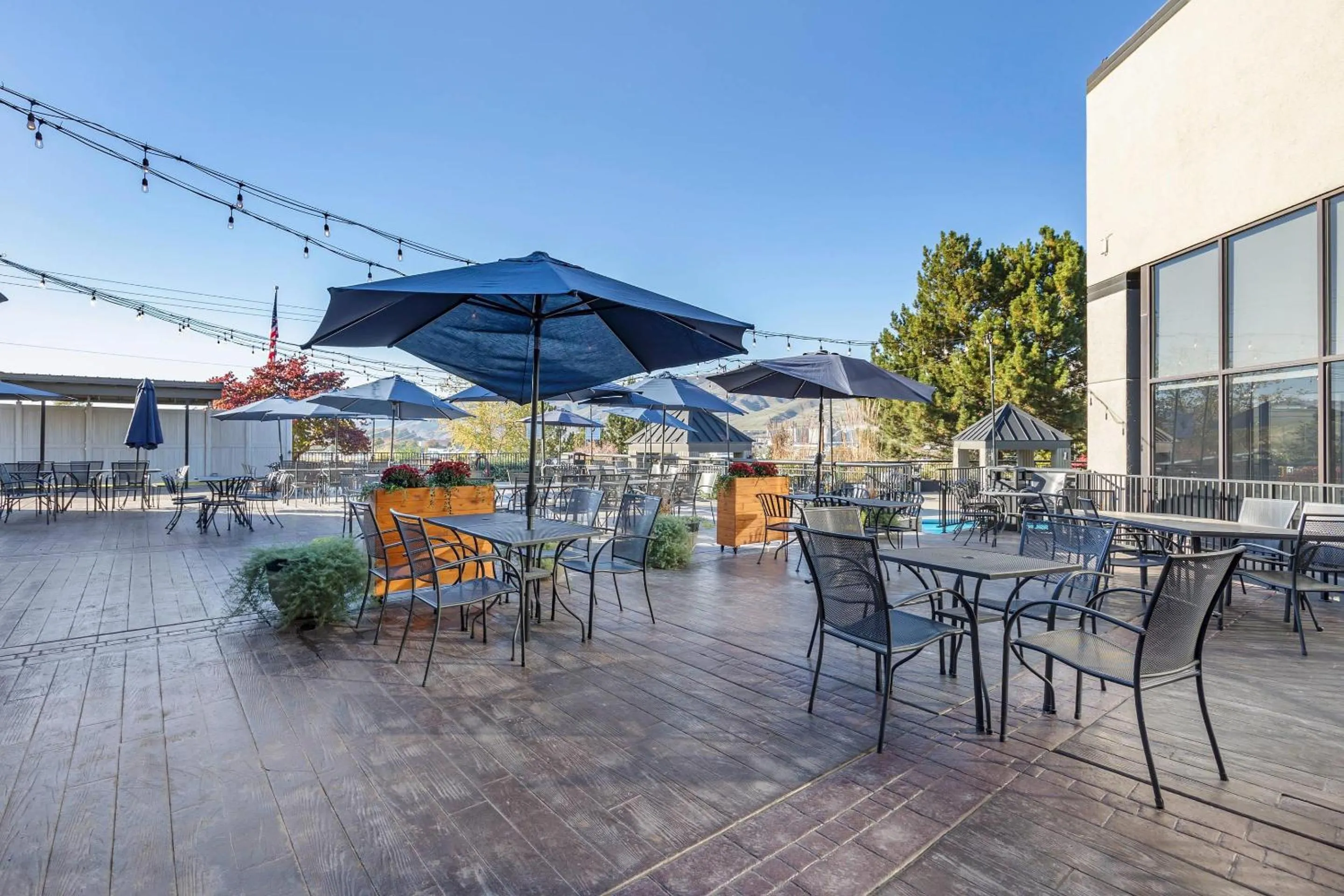 Property building in Hells Canyon Grand Hotel, an Ascend Collection Hotel