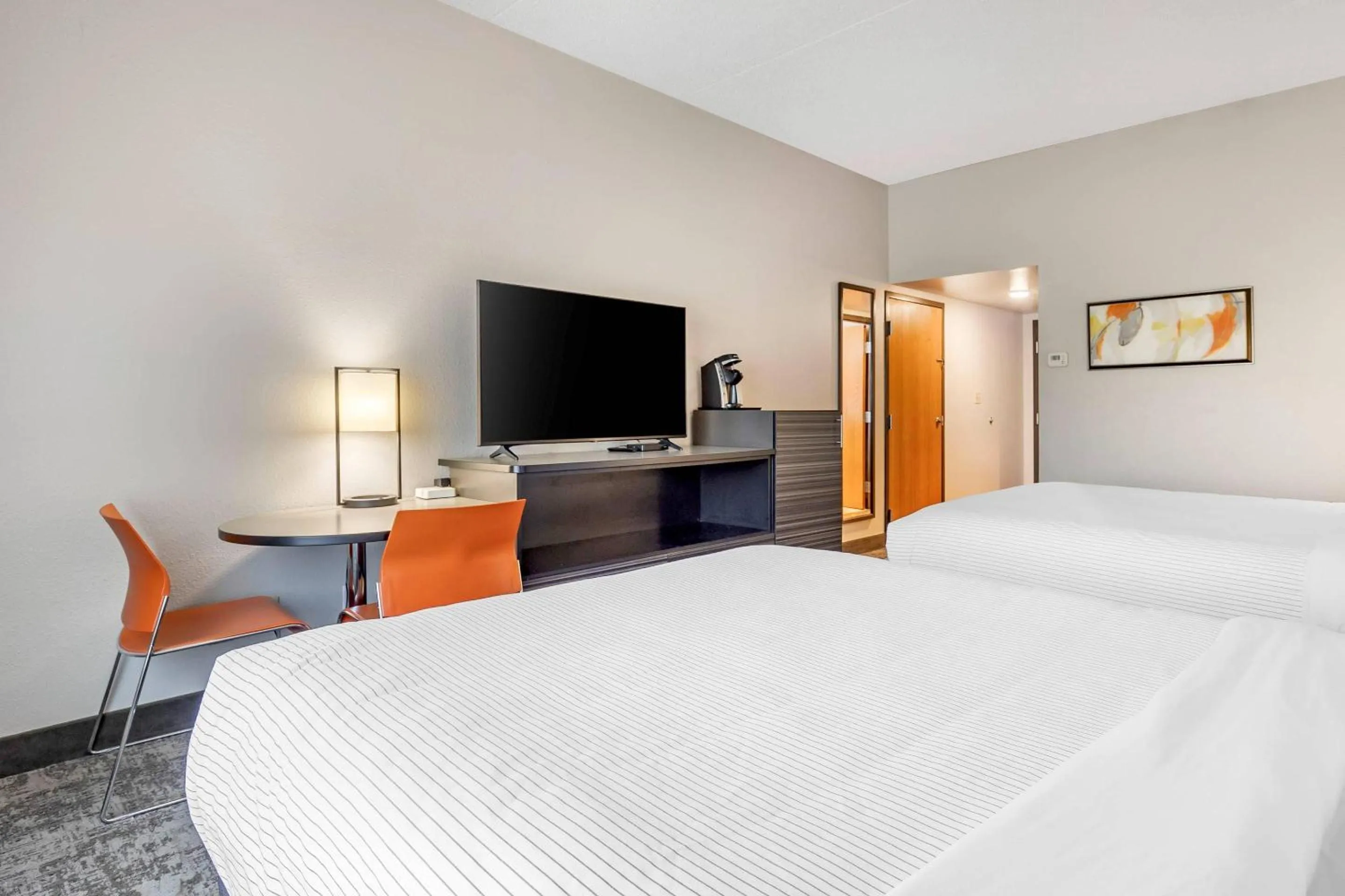 Bedroom, Bed in Hells Canyon Grand Hotel, an Ascend Collection Hotel
