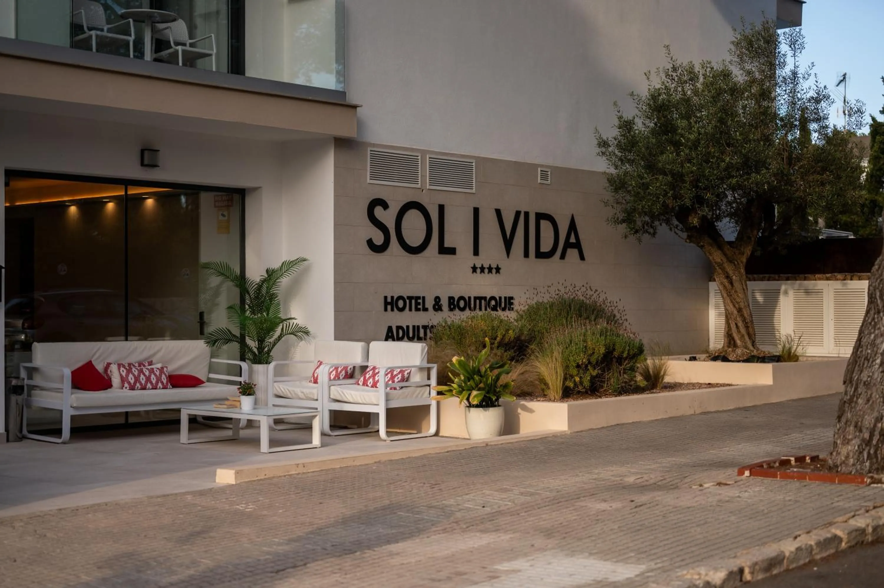 Property building in Sol i Vida Hotel - Adults Only