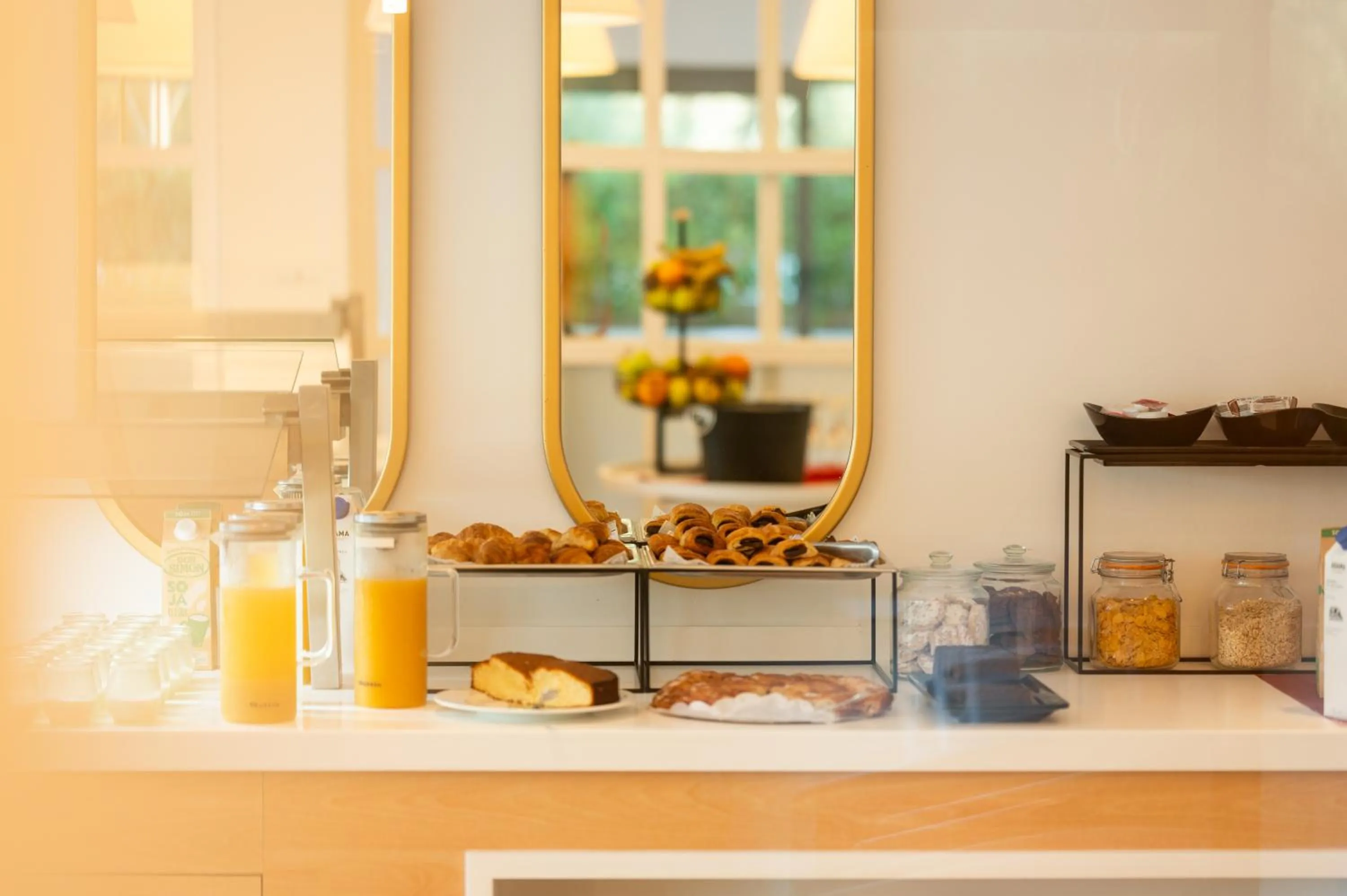 Buffet breakfast in Sol i Vida Hotel - Adults Only