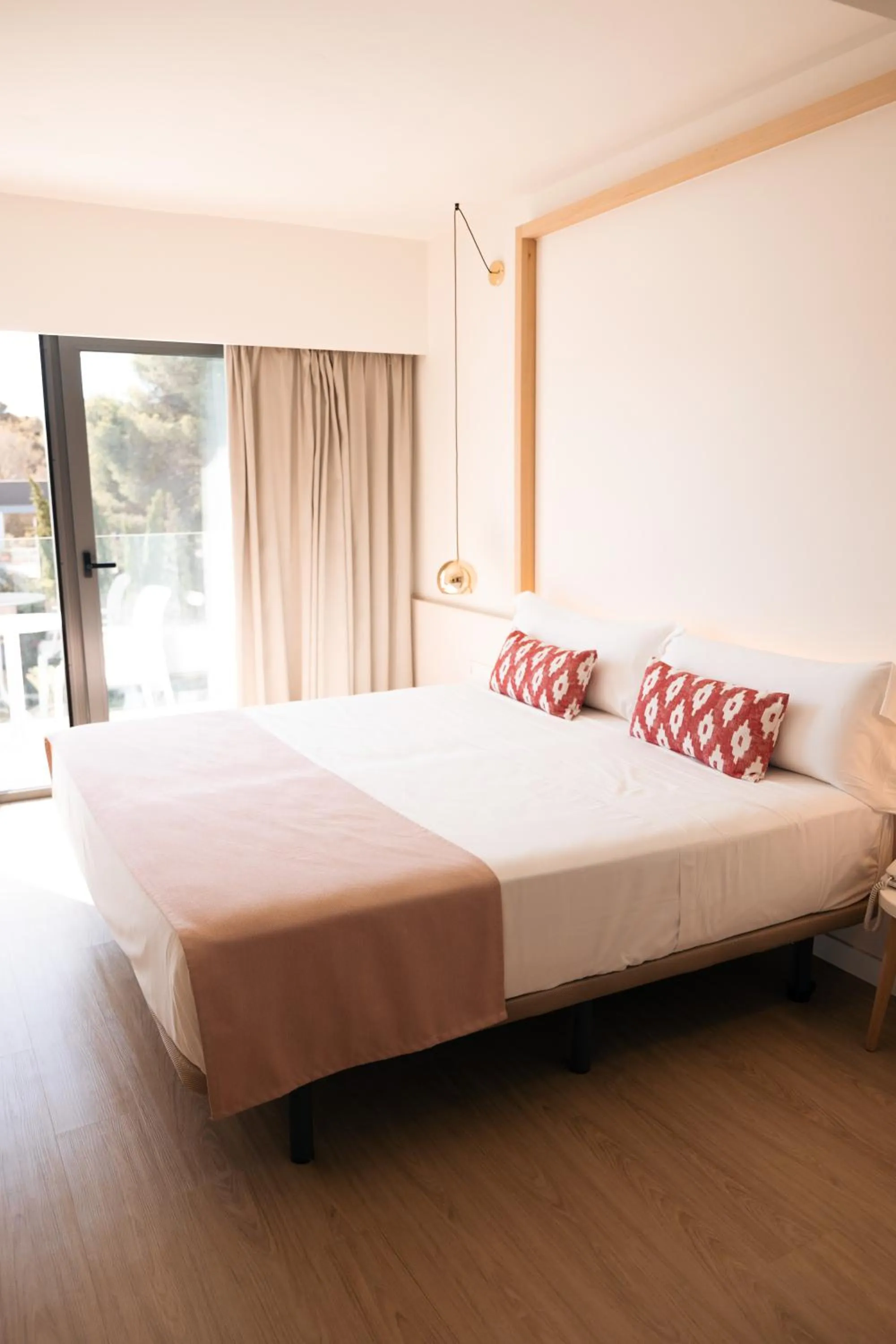 Bed in Sol i Vida Hotel - Adults Only